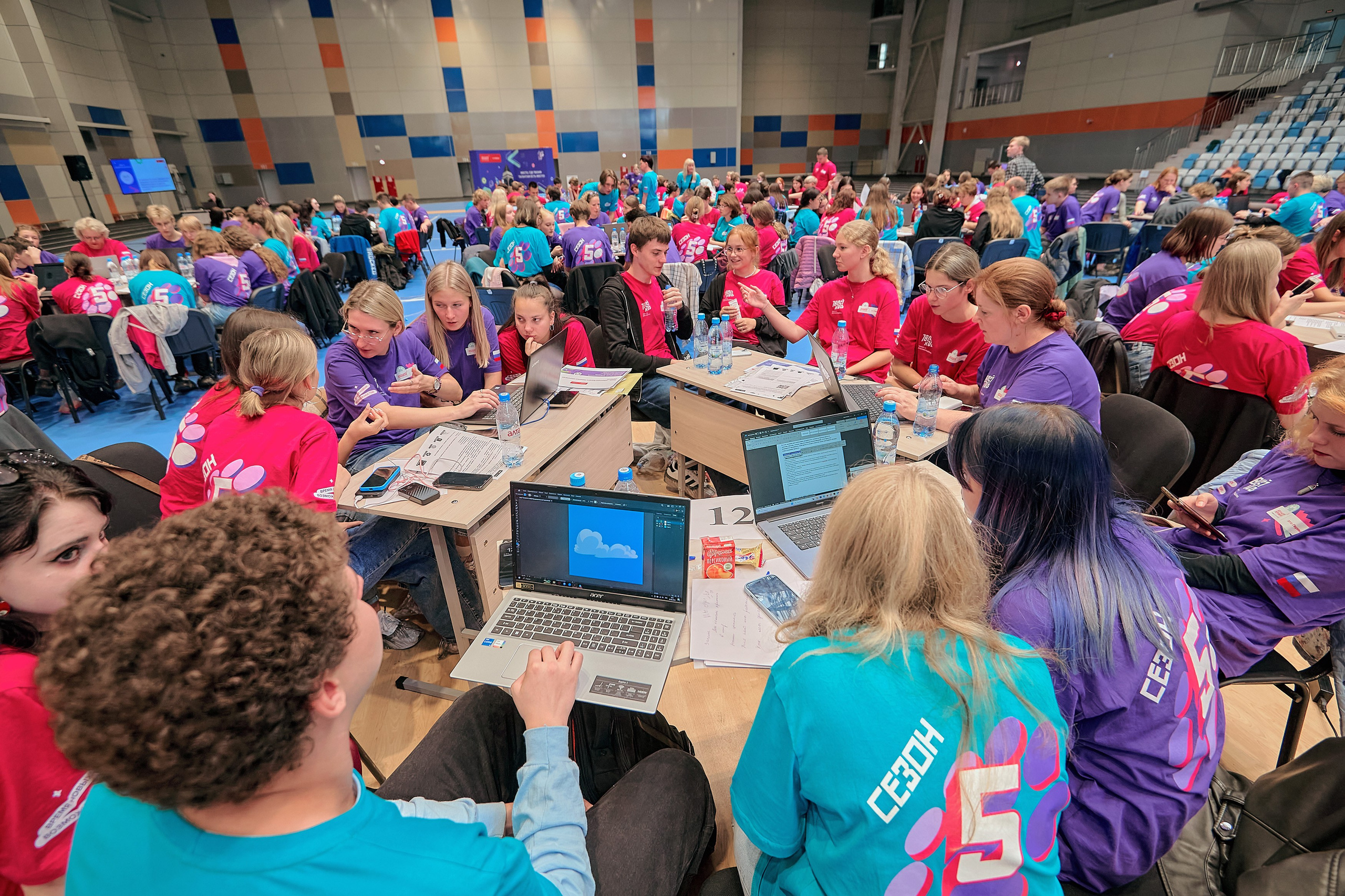 Большая перемена. Фотограф Яковлев Роман — Красноярск