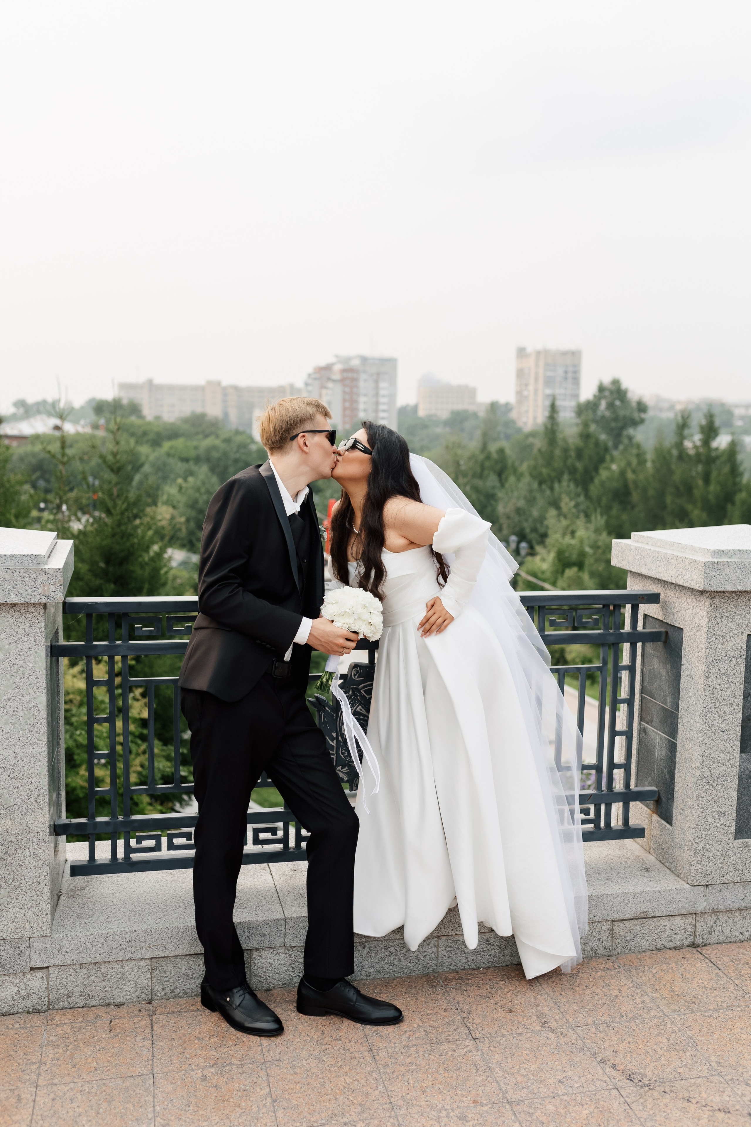 Андрей и Анна. Интурист. Комсомольская площадь. Свадебный фотограф в Хабаровске