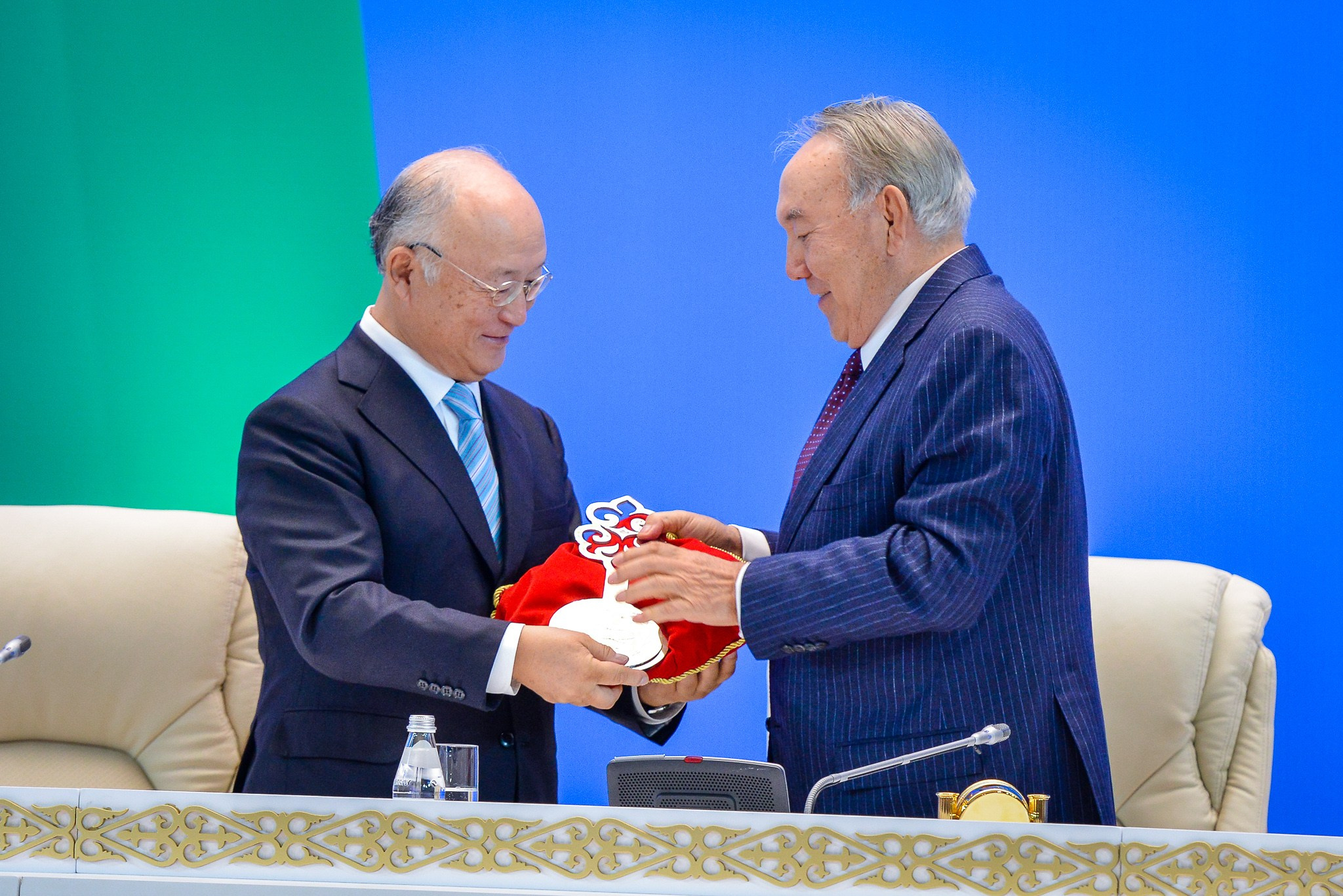 Деловой репортаж. Профессиональный фотограф в Алматы Влад Семёнов