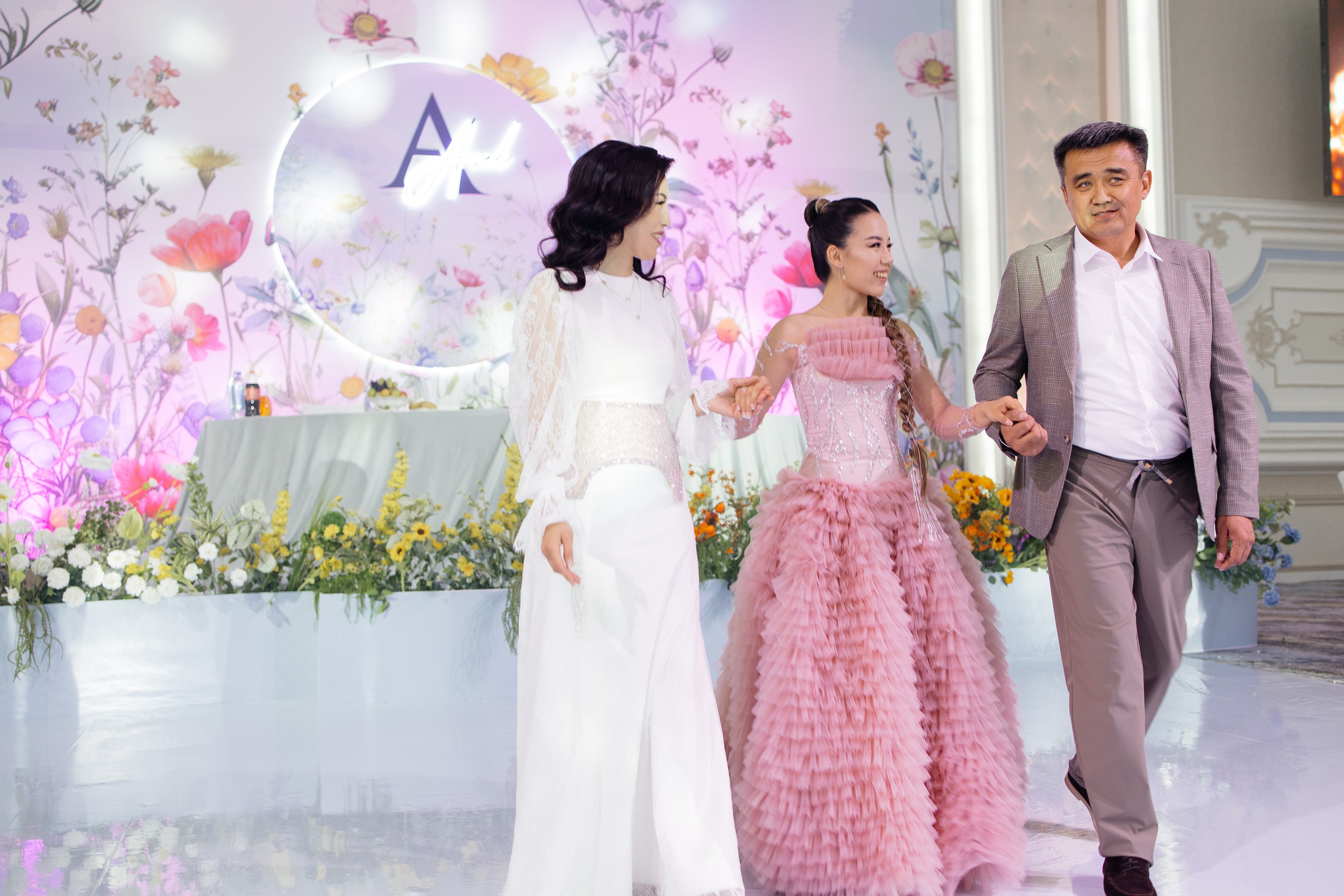 Asel Qyz uzatu. Свадебный и семейный фотограф в Нур-султан Мухтар Шахмет