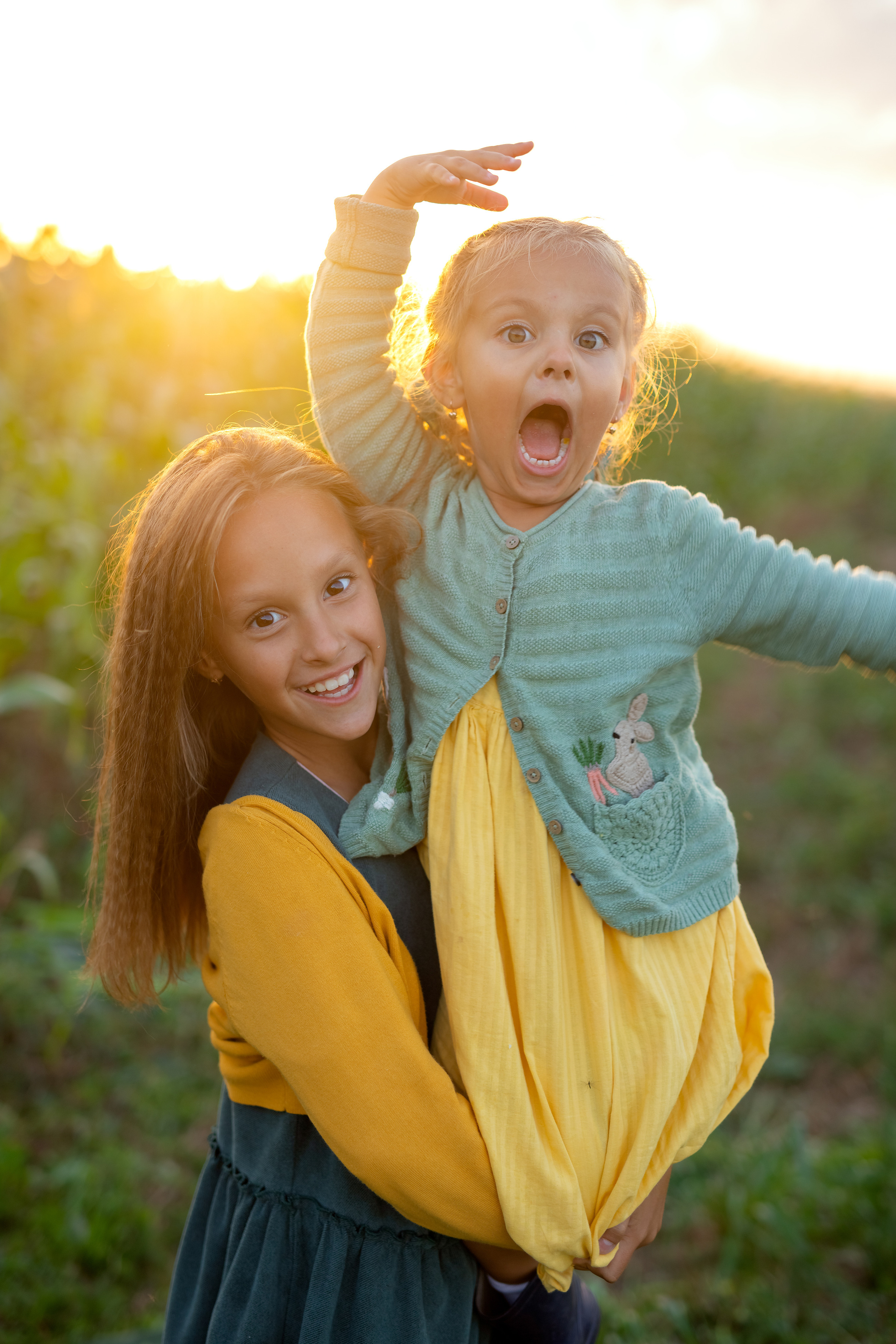 Эмоции, что может быть важней на детской фотосесии. Фотокомпания «Алые паруса» выпускные альбомы Москва и МО