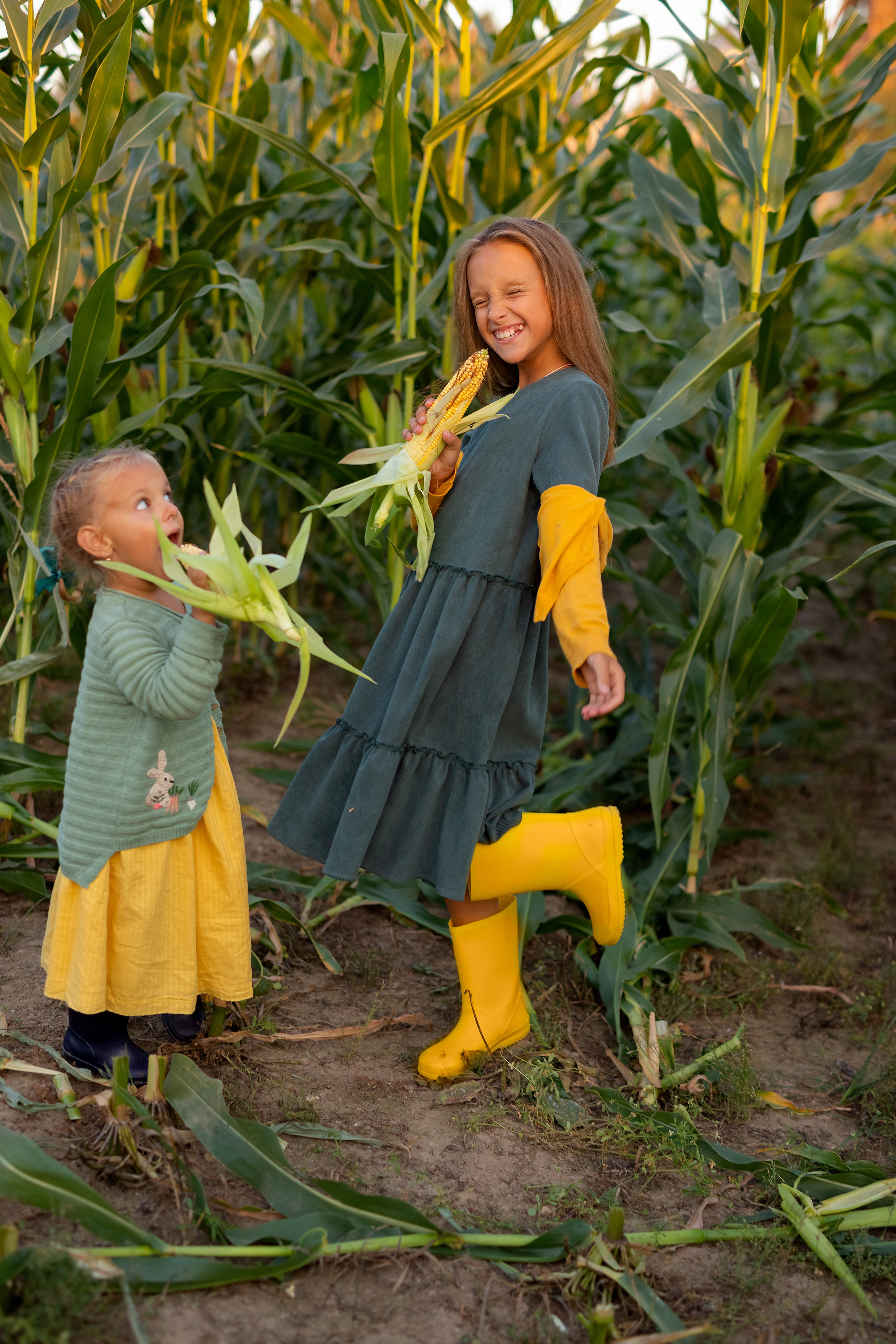 Эмоции, что может быть важней на детской фотосесии. Фотокомпания «Алые паруса» выпускные альбомы Москва и МО