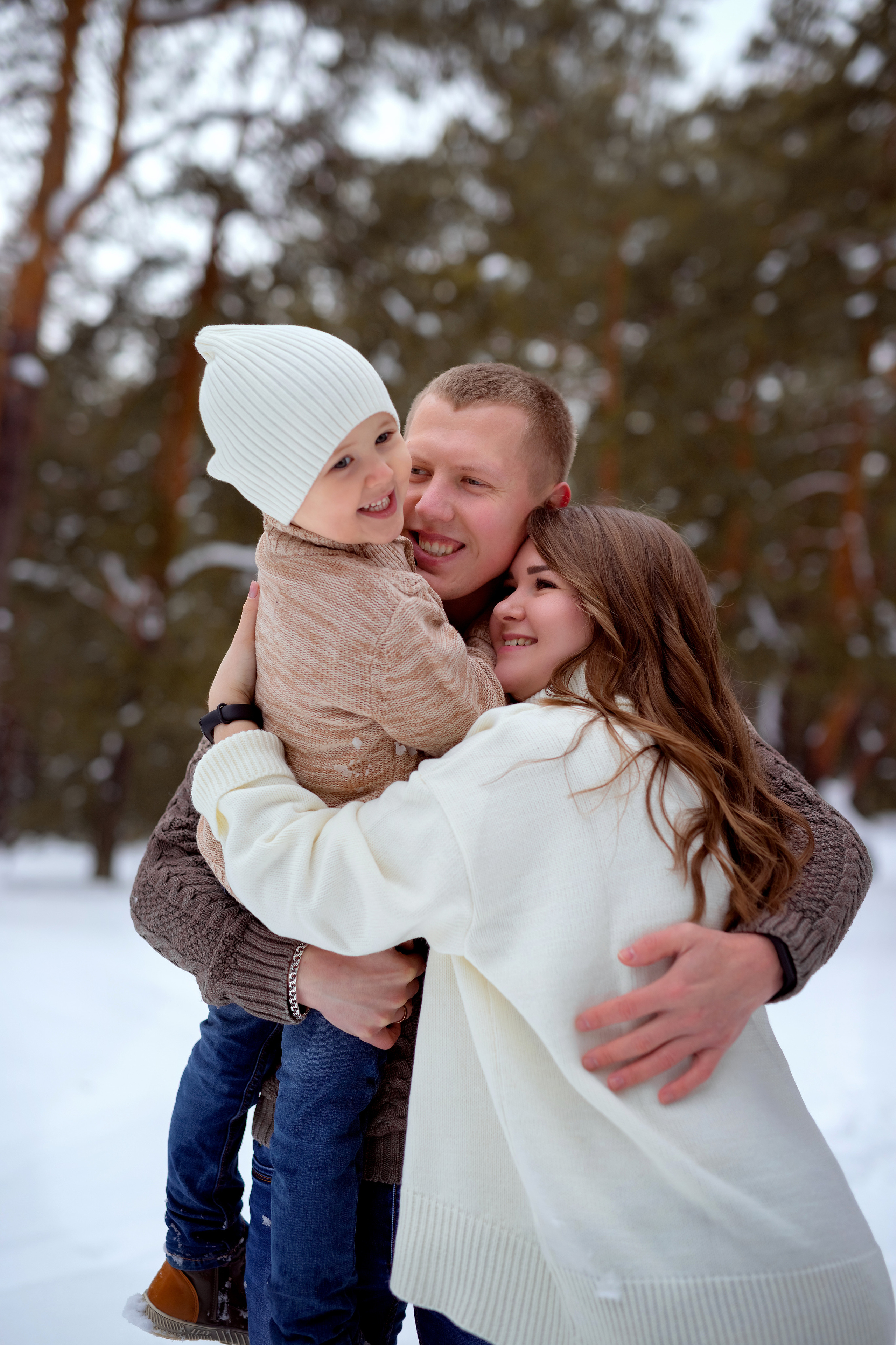 Семейный снеговик. Фотокомпания «Алые паруса» выпускные альбомы Москва и МО