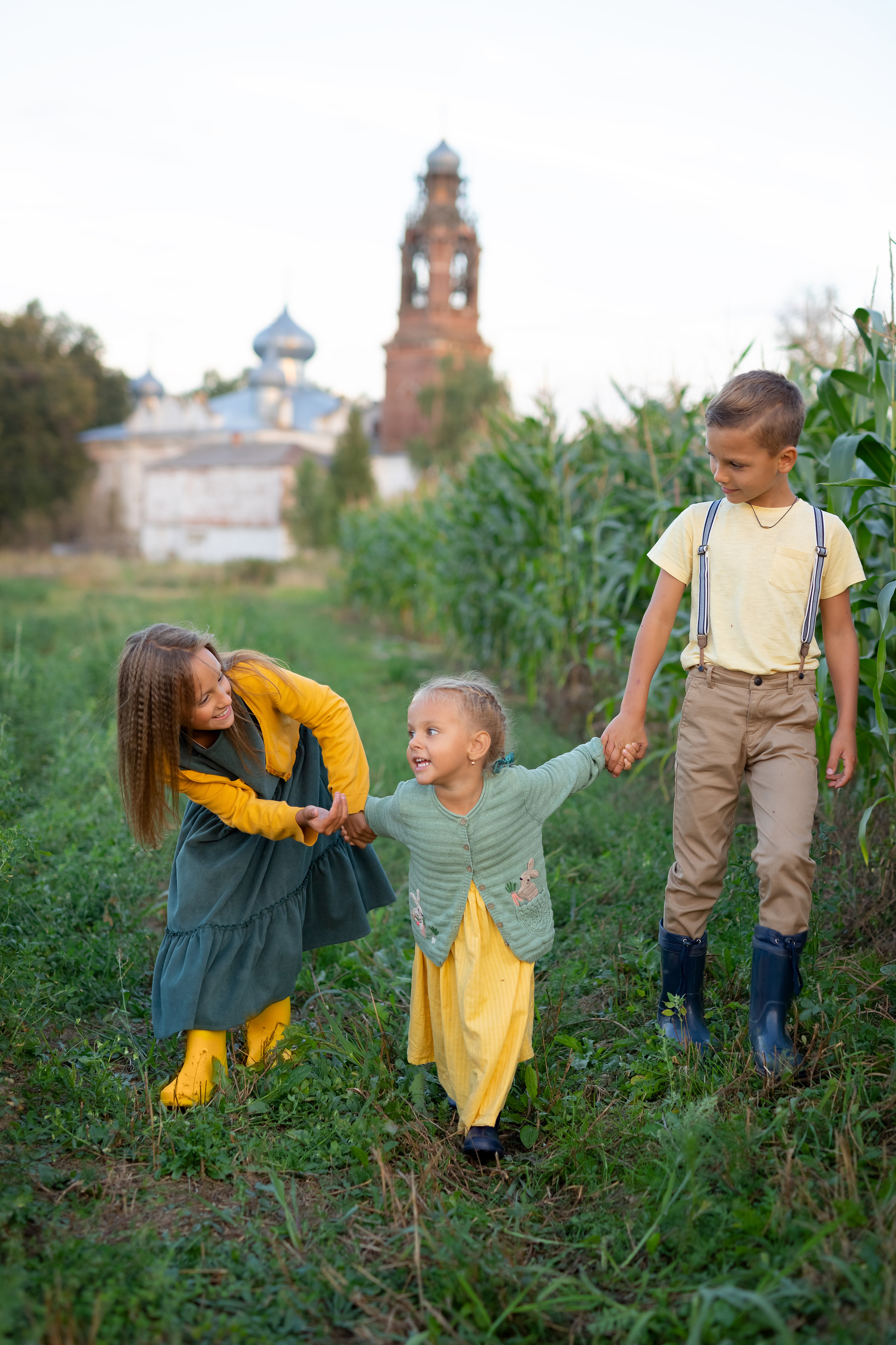Эмоции, что может быть важней на детской фотосесии. Фотокомпания «Алые паруса» выпускные альбомы Москва и МО
