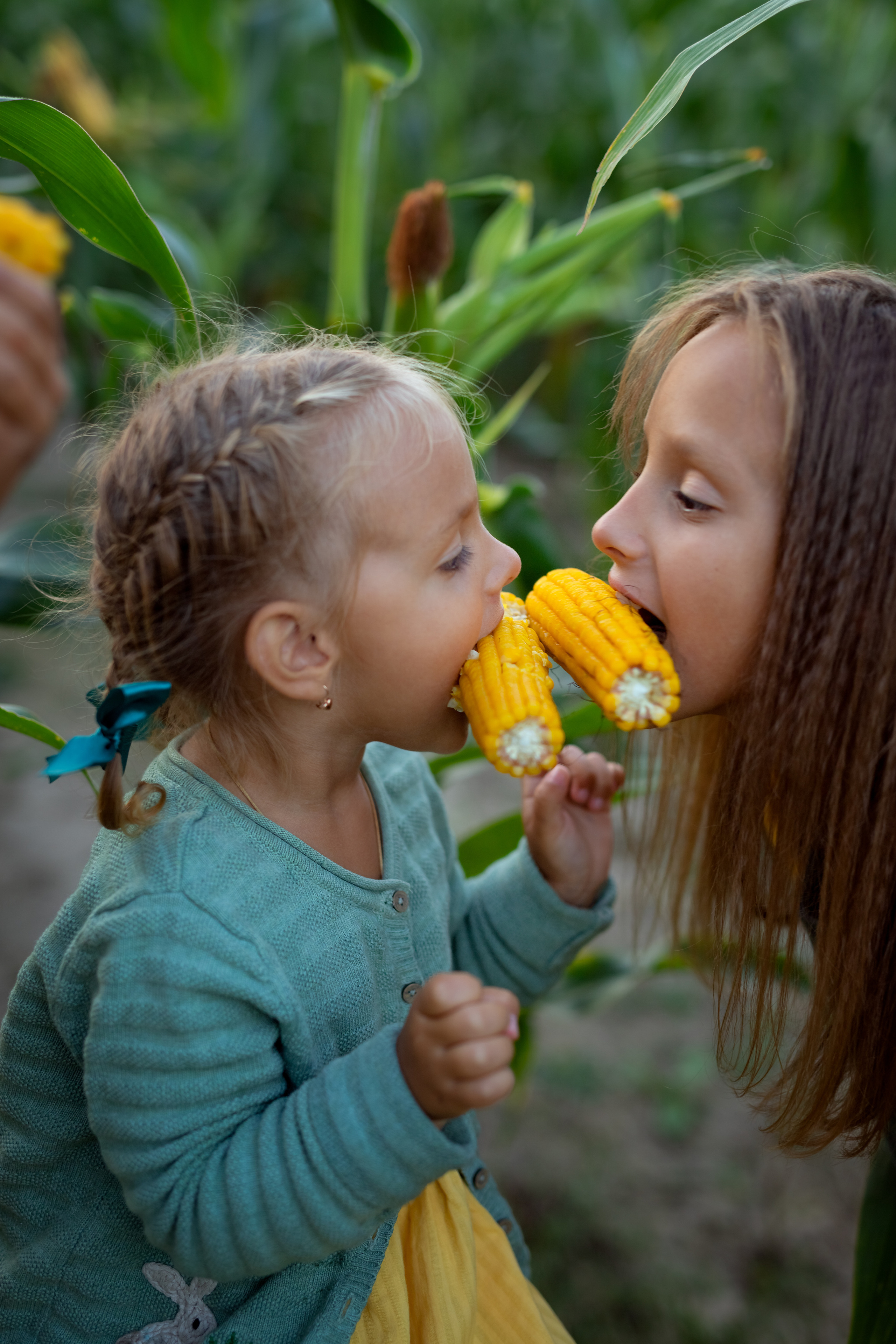 Эмоции, что может быть важней на детской фотосесии. Фотокомпания «Алые паруса» выпускные альбомы Москва и МО