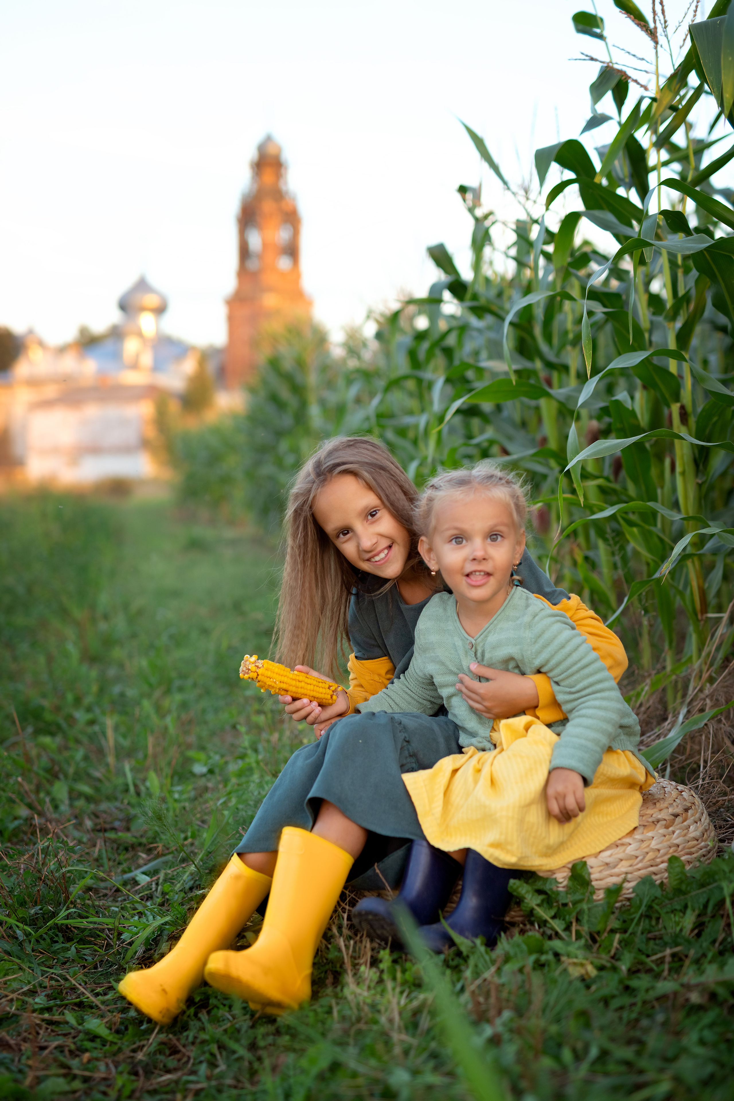 Эмоции, что может быть важней на детской фотосесии. Фотокомпания «Алые паруса» выпускные альбомы Москва и МО