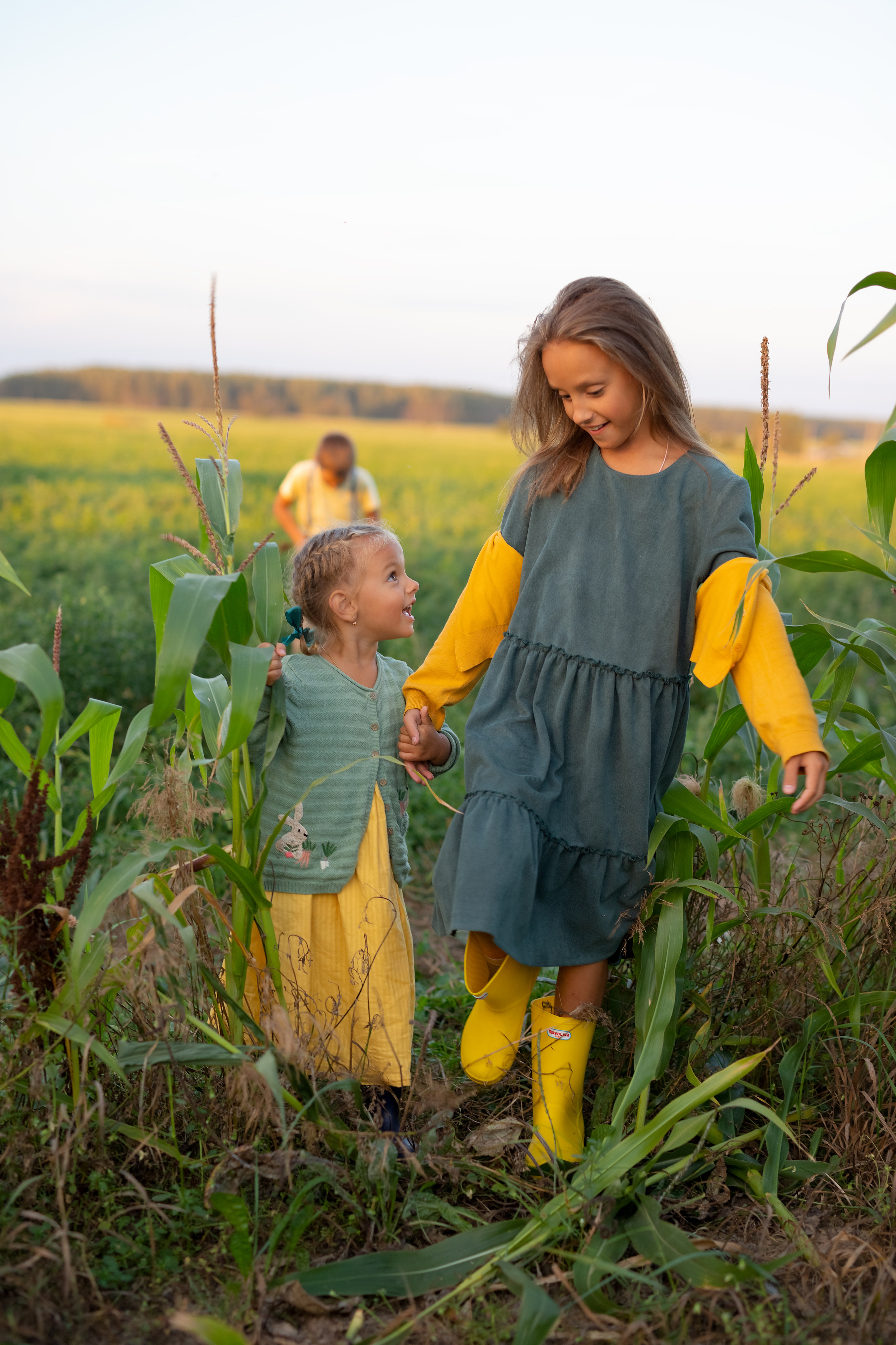 Эмоции, что может быть важней на детской фотосесии. Фотокомпания «Алые паруса» выпускные альбомы Москва и МО
