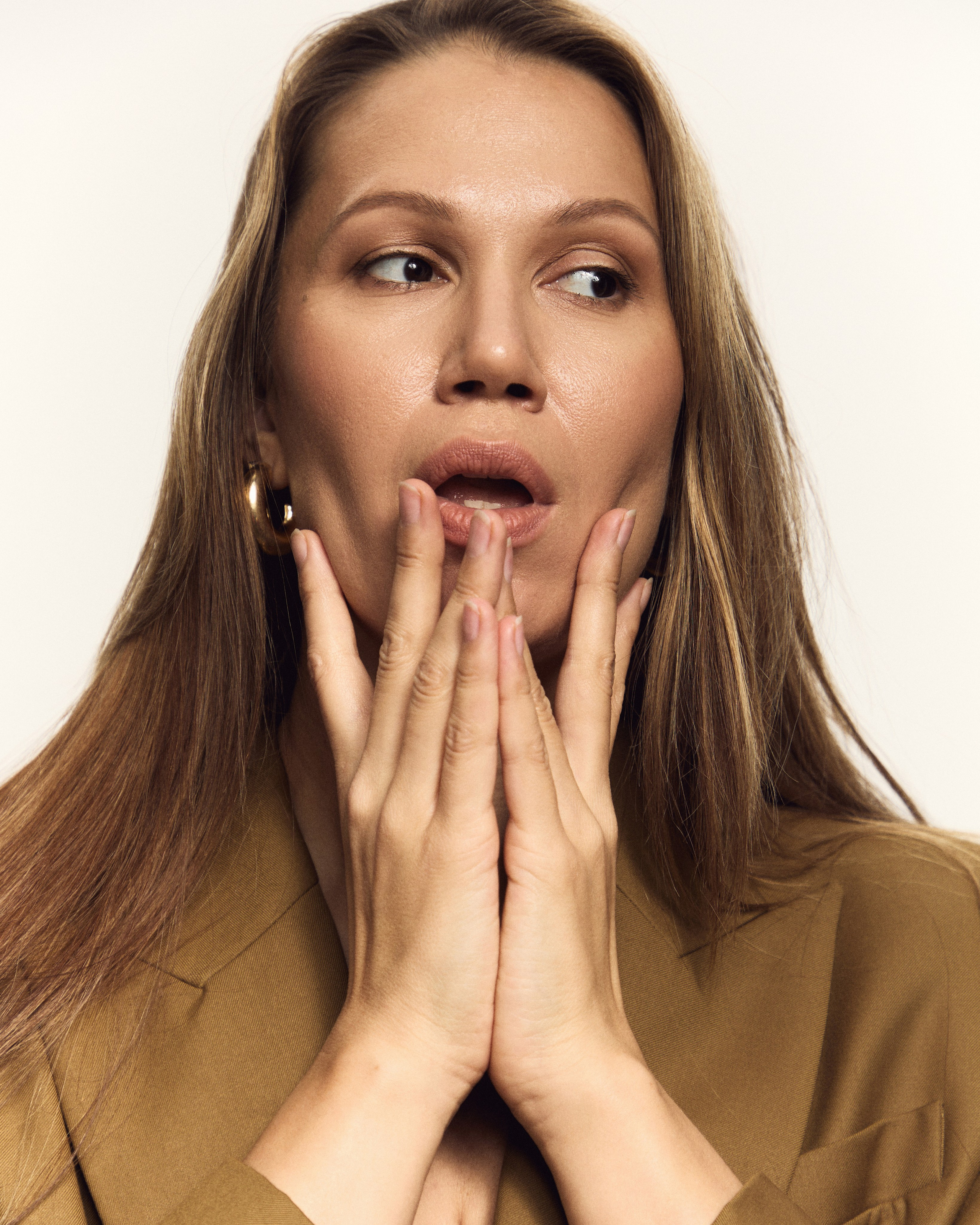 Ксения Тишкова — актриса кино и театра | Актерское портфолио. Юрина Полина, фотограф из Екатеринбурга