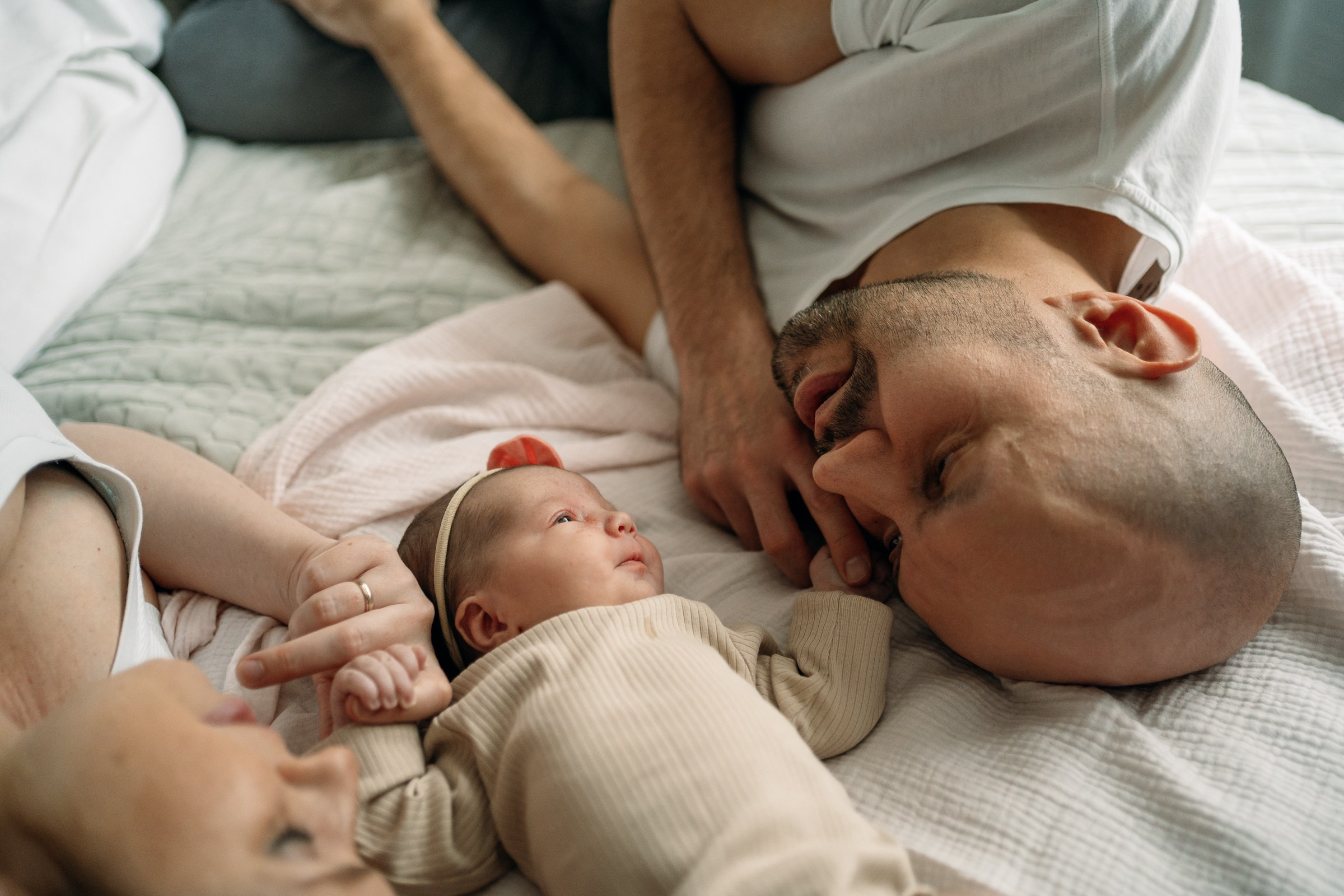 Арине 10 дней семейная съемка. Семейный видеограф и фотограф Соснина Марина