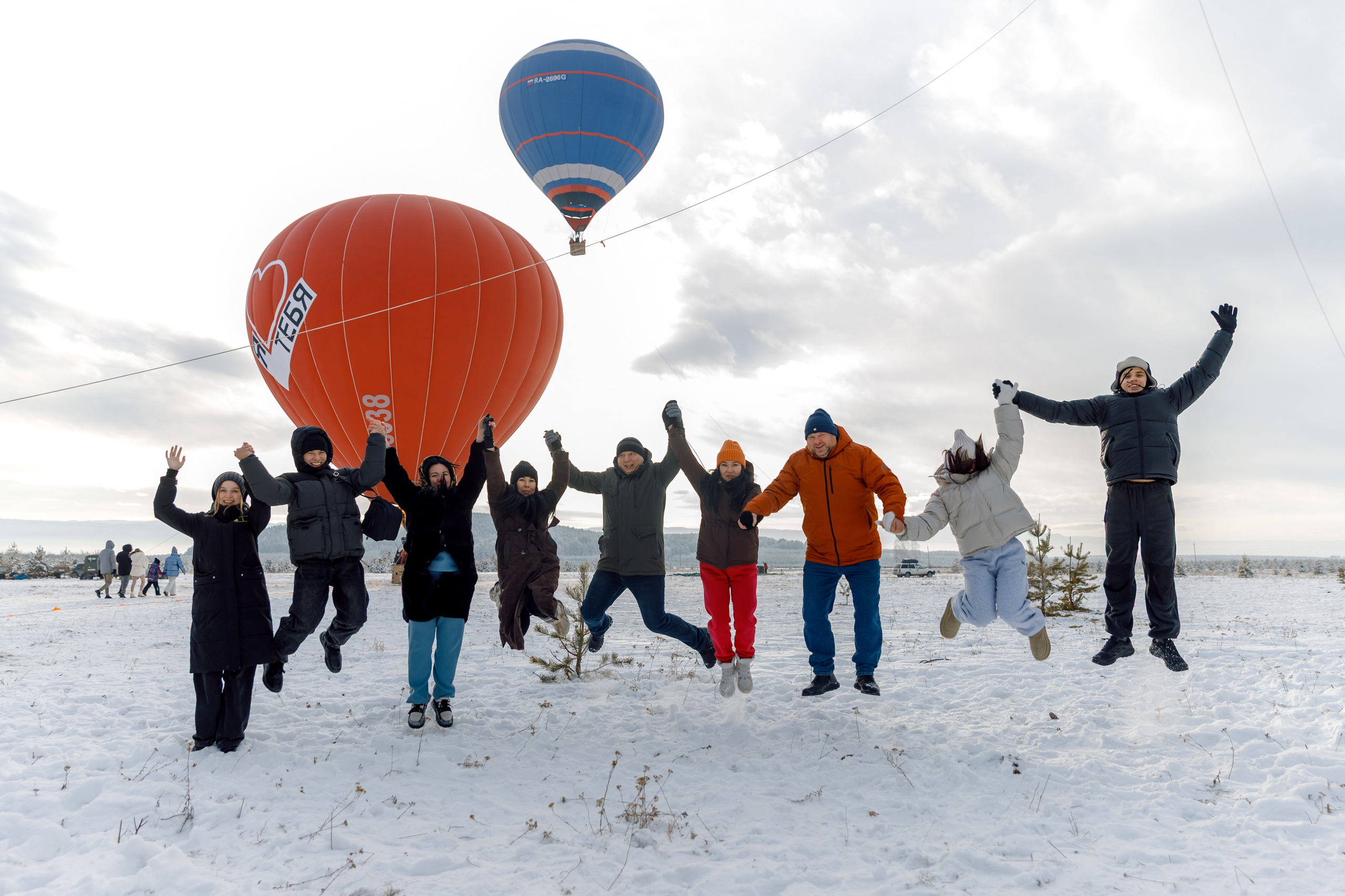 ЯБЛОКИ НА СНЕГУ. Свадебный фотограф Иркутск, репортажный фотограф Иркутск
