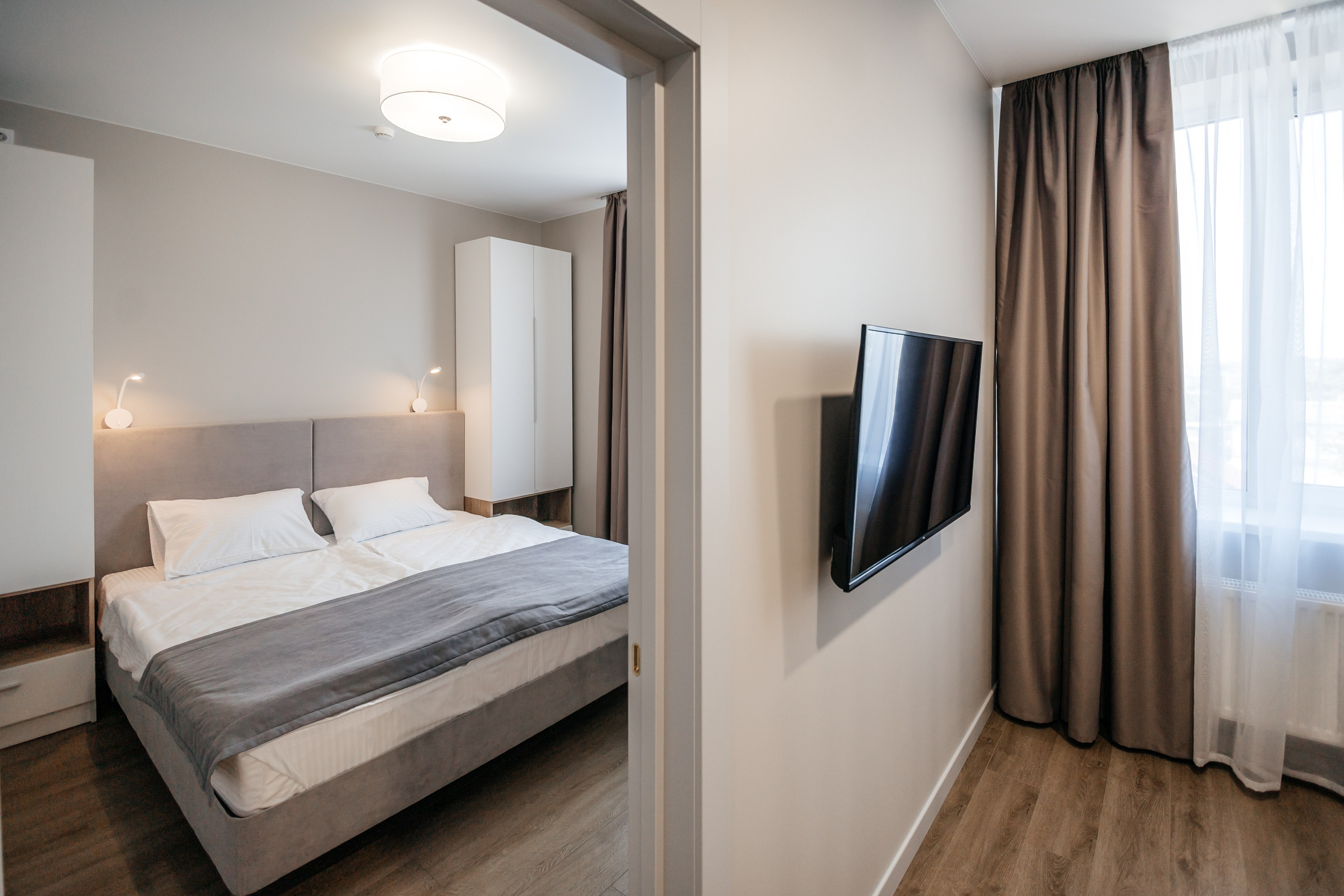 Дзержинского 32. Самый свадебный фотограф