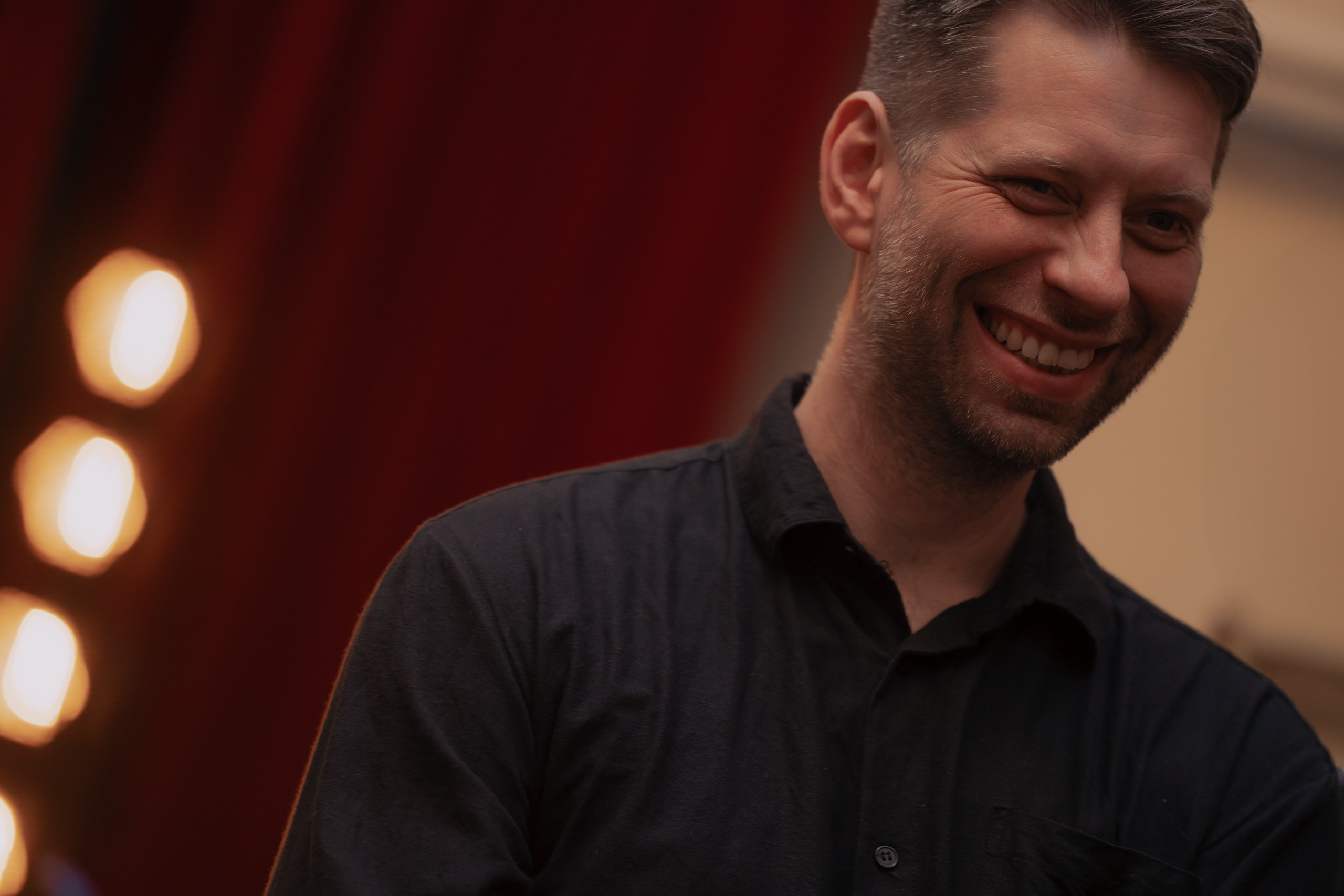 Адище города. Портретный и репортажный фотограф в Санкт-Петербурге Максим Пашков