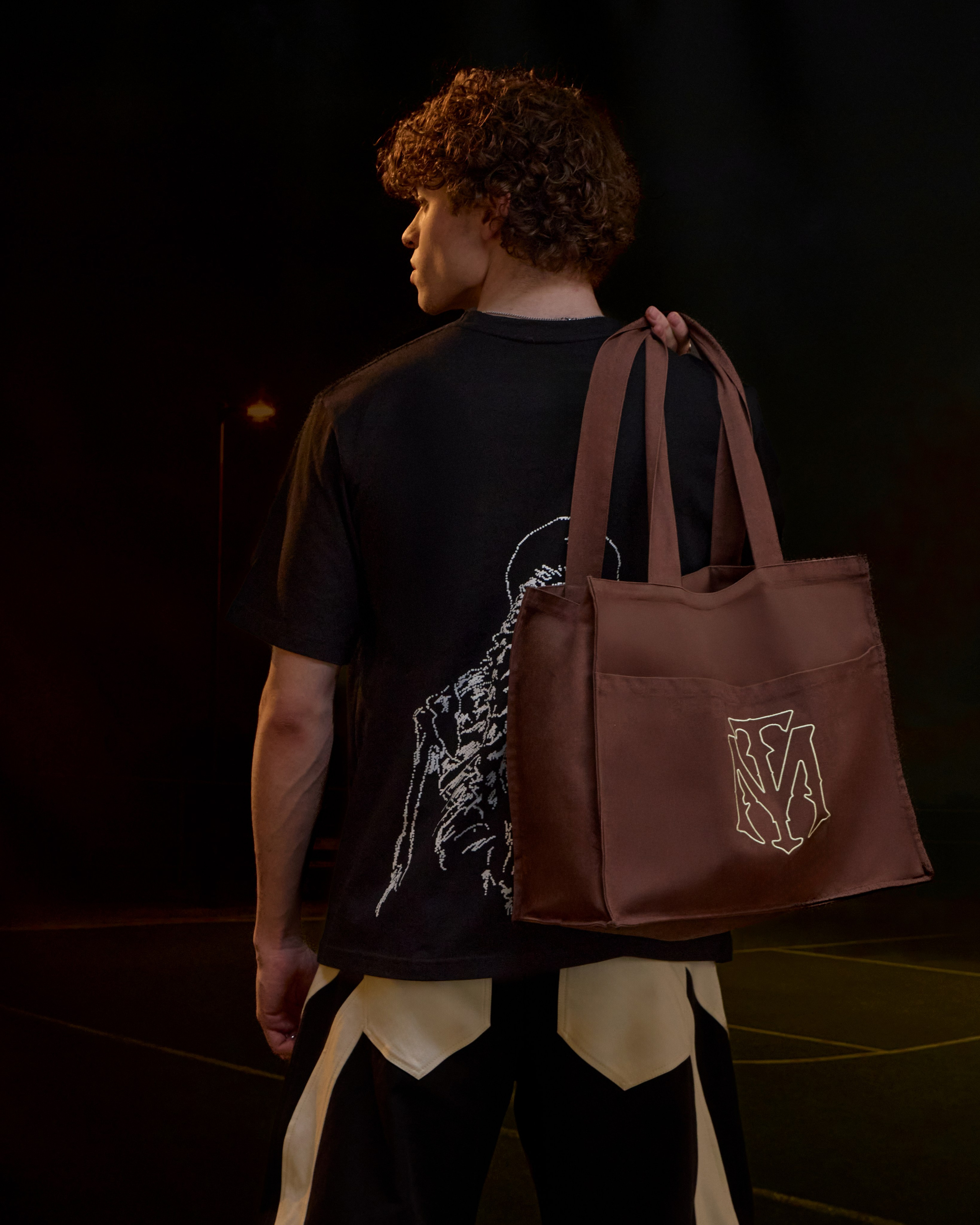 Thomas Mraz. Святослав Лебедев | Рекламный фотограф — Коммерческая съемка, Арт-дирекшн, AI-интеграция