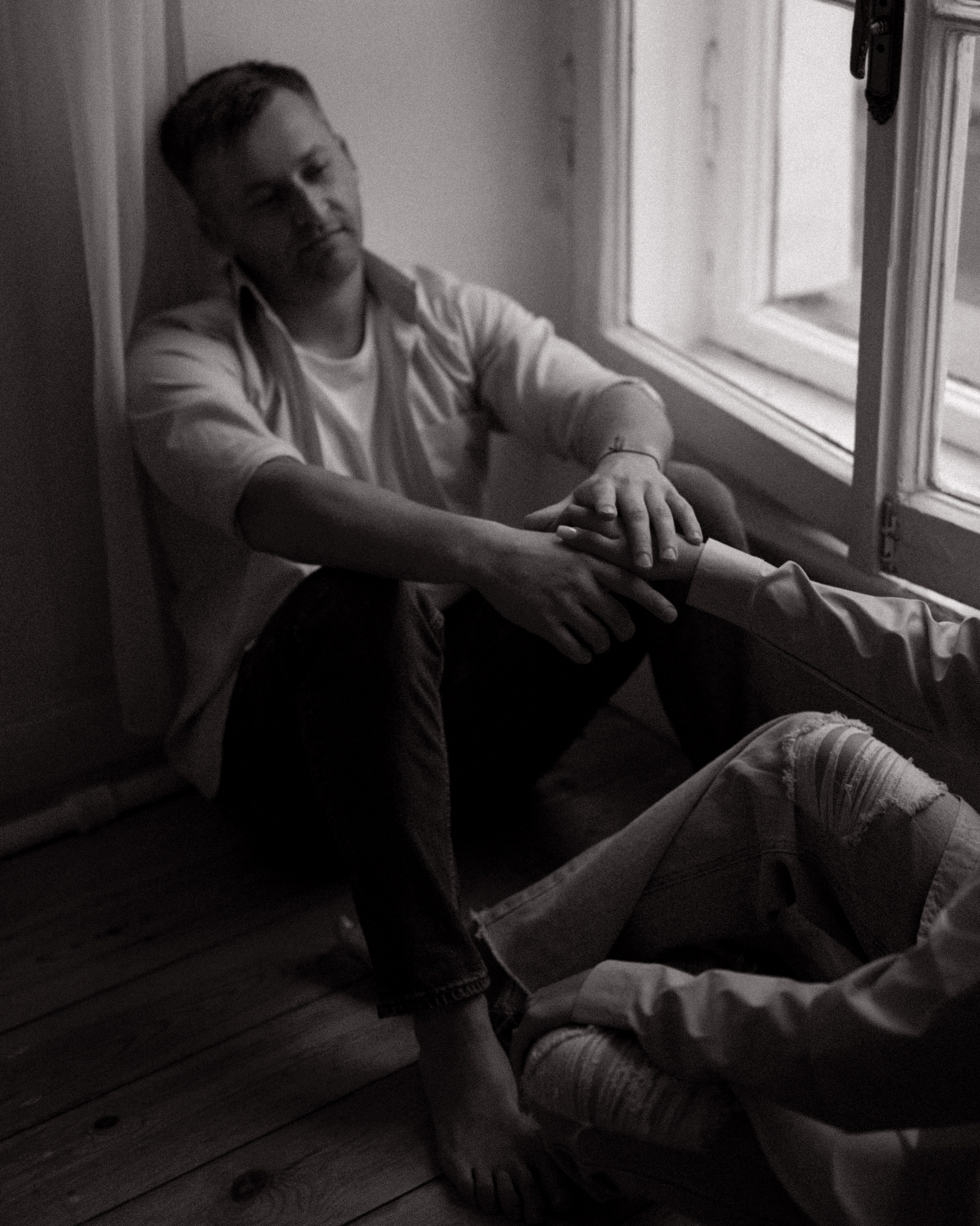 Мы сегодня дома