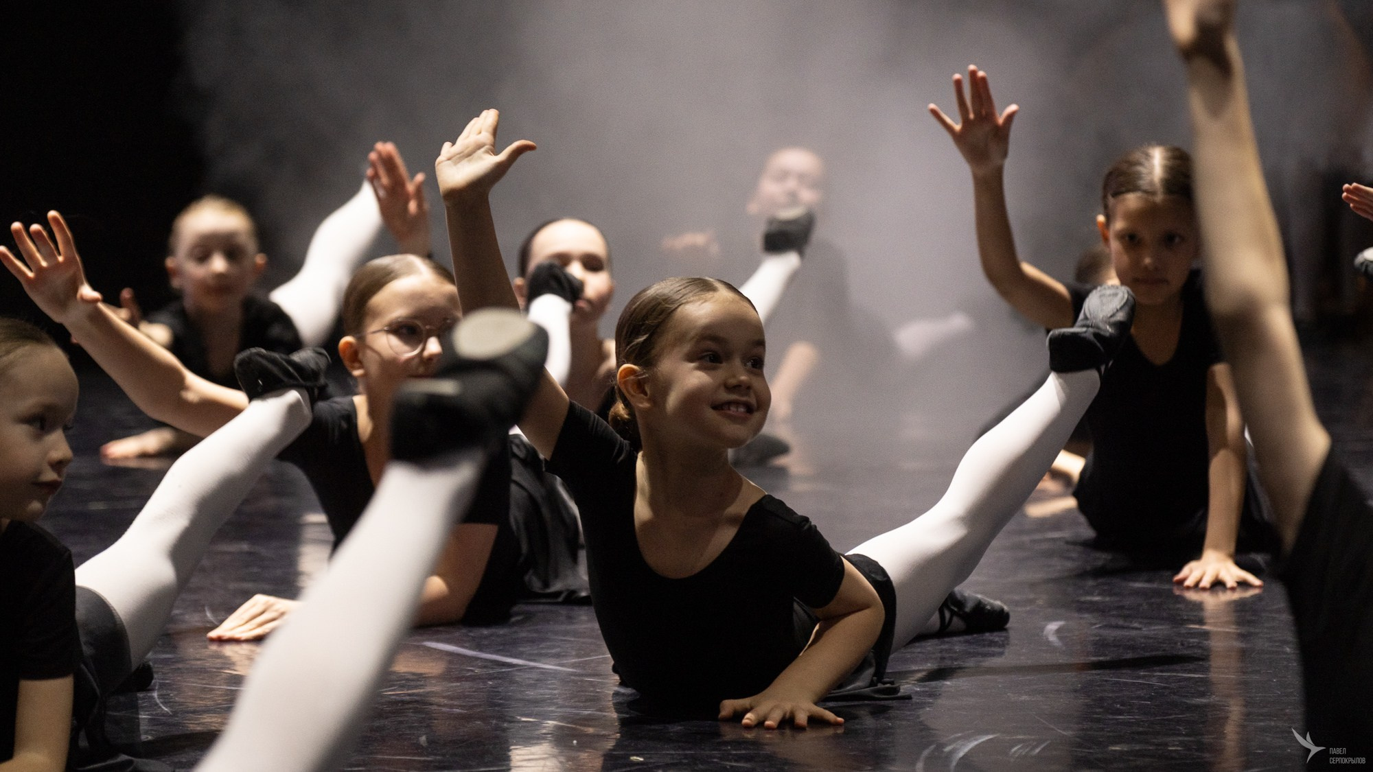 Отчетный концерт студии танца «ШАГ». Репортажный фотограф в Казани Павел Серпокрылов