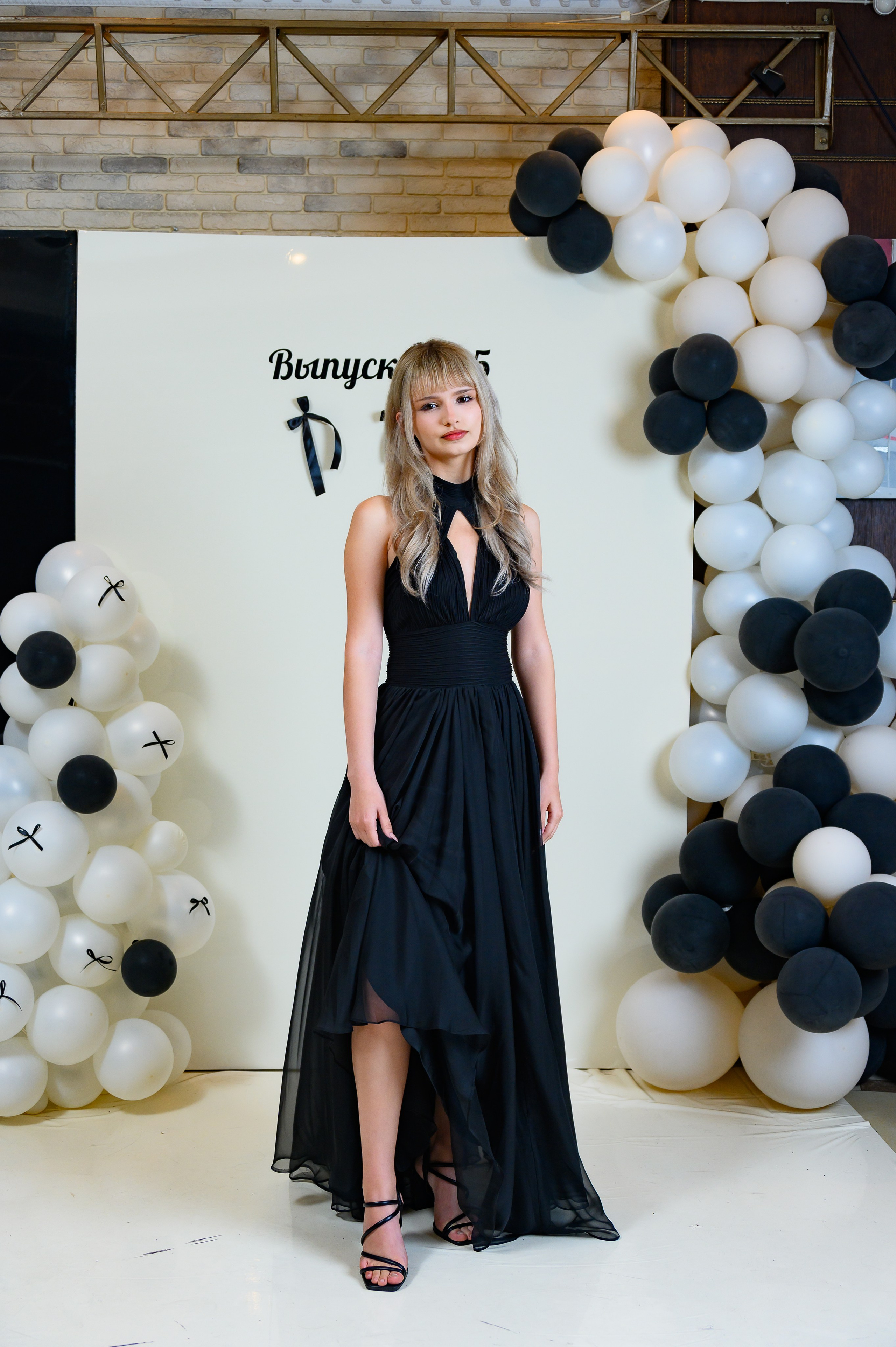 Выпускной 2025 11 кл. Семейный и детский фотограф в Новороссийске Лебедева Елена