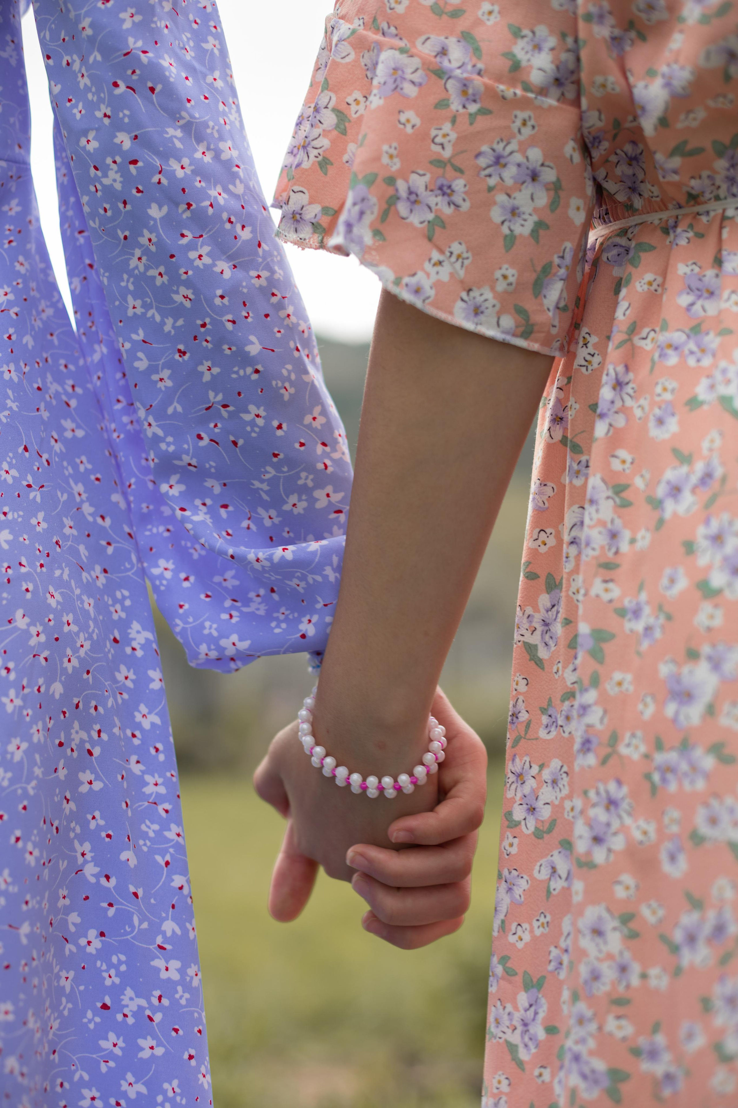 Подружки). Школьный фотограф в г. Нальчик Галимат Абитова