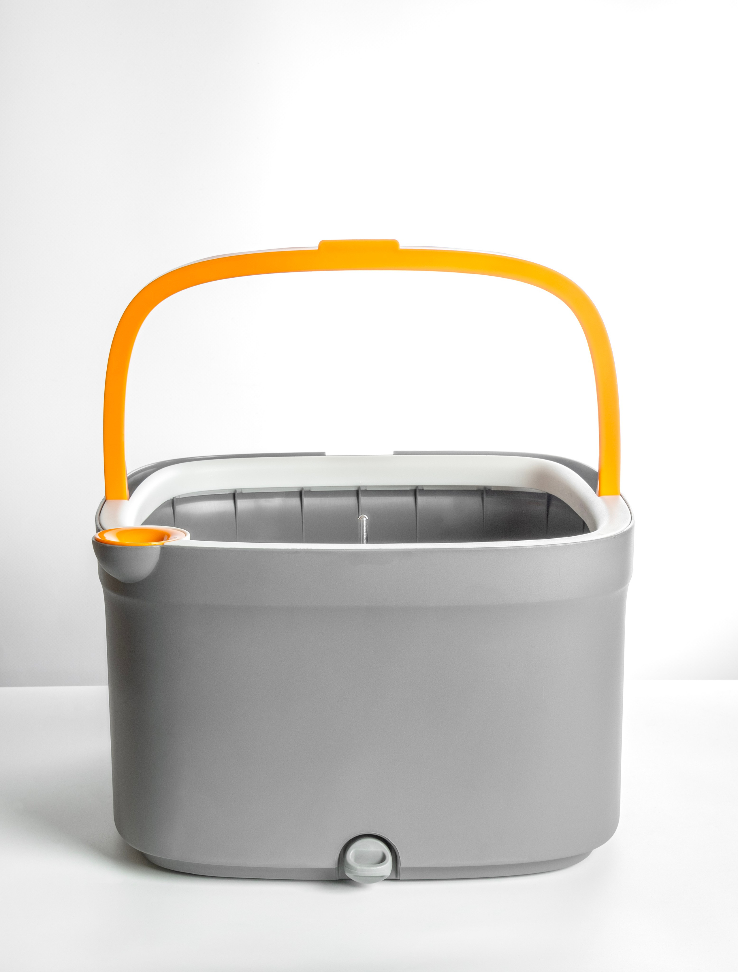 ШВАБРА. Я  фотограф. Работаю в городе Москва,