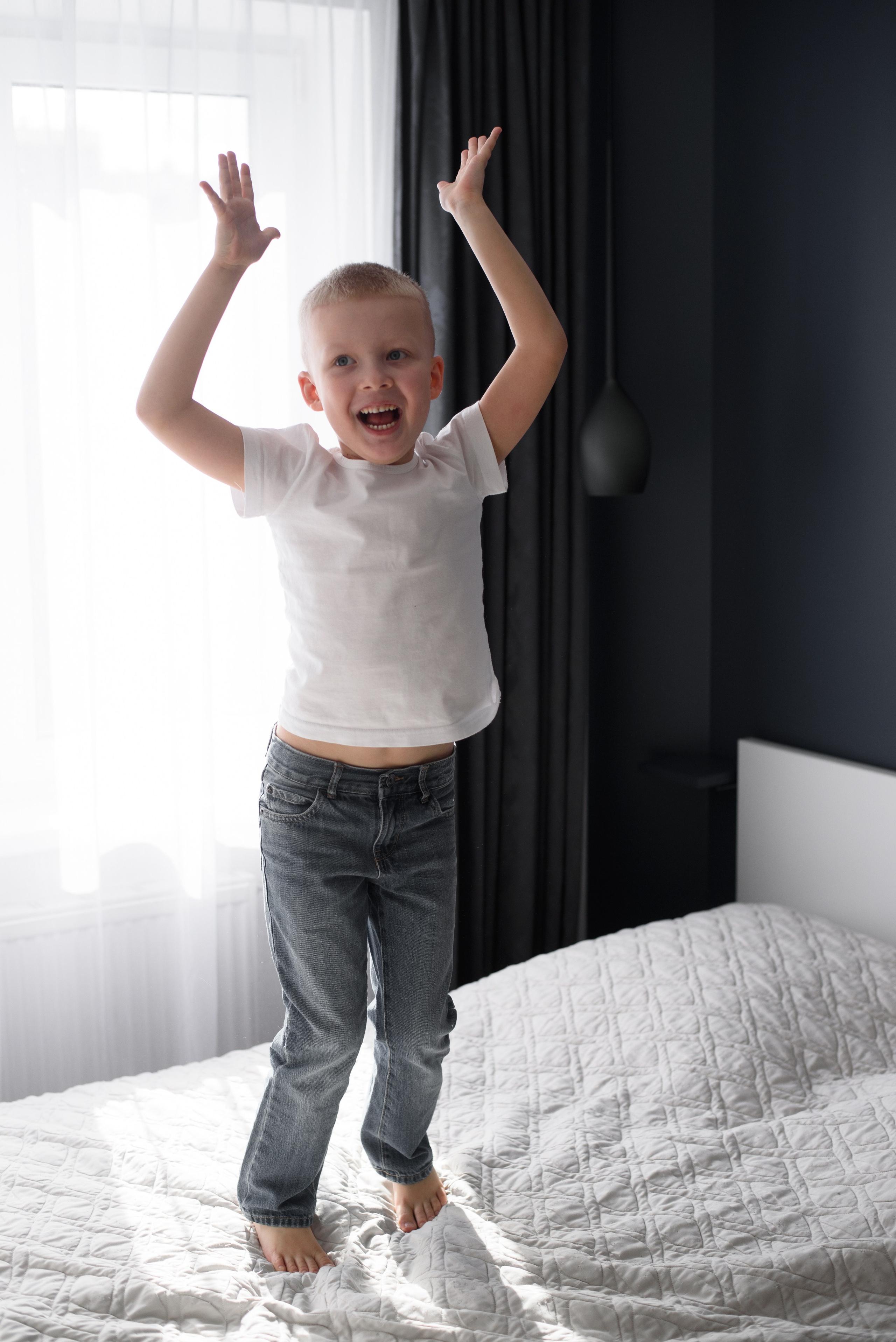 Home photo shoots in Montenegro. Photographer of newborns and children up to a year in Montenegro