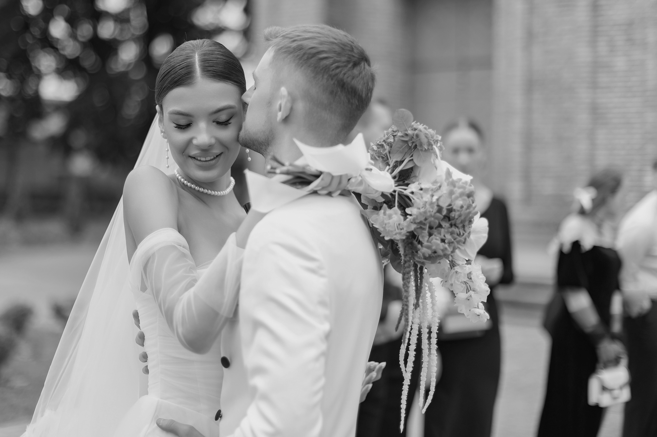 Кирилл и Виктория. Свадебные фотограф и видеограф в Минске Голдосовы Марина и Вадим