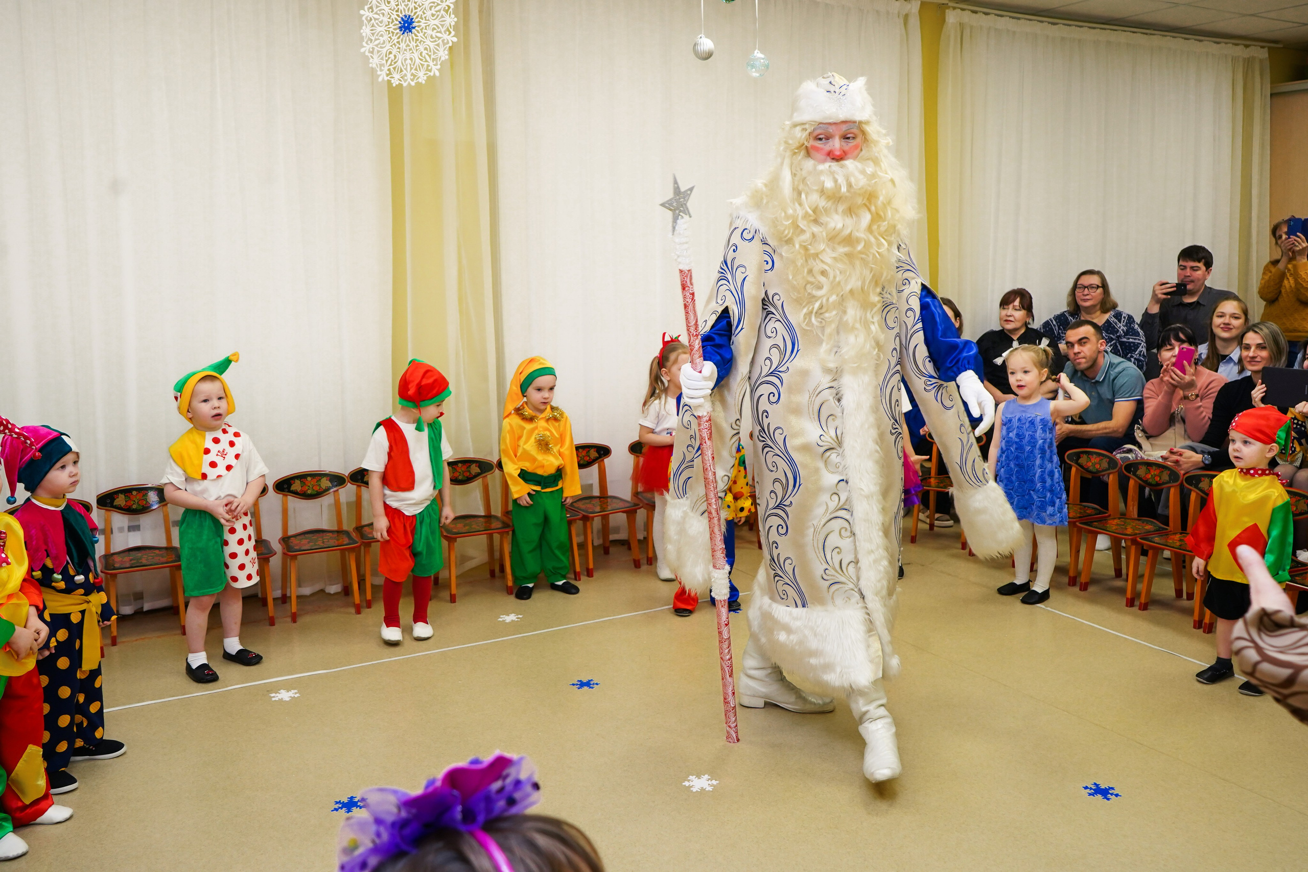 Новогодний утренник в садике. Семейный и портретный фотограф в Екатеринбурге Анна Лобанова