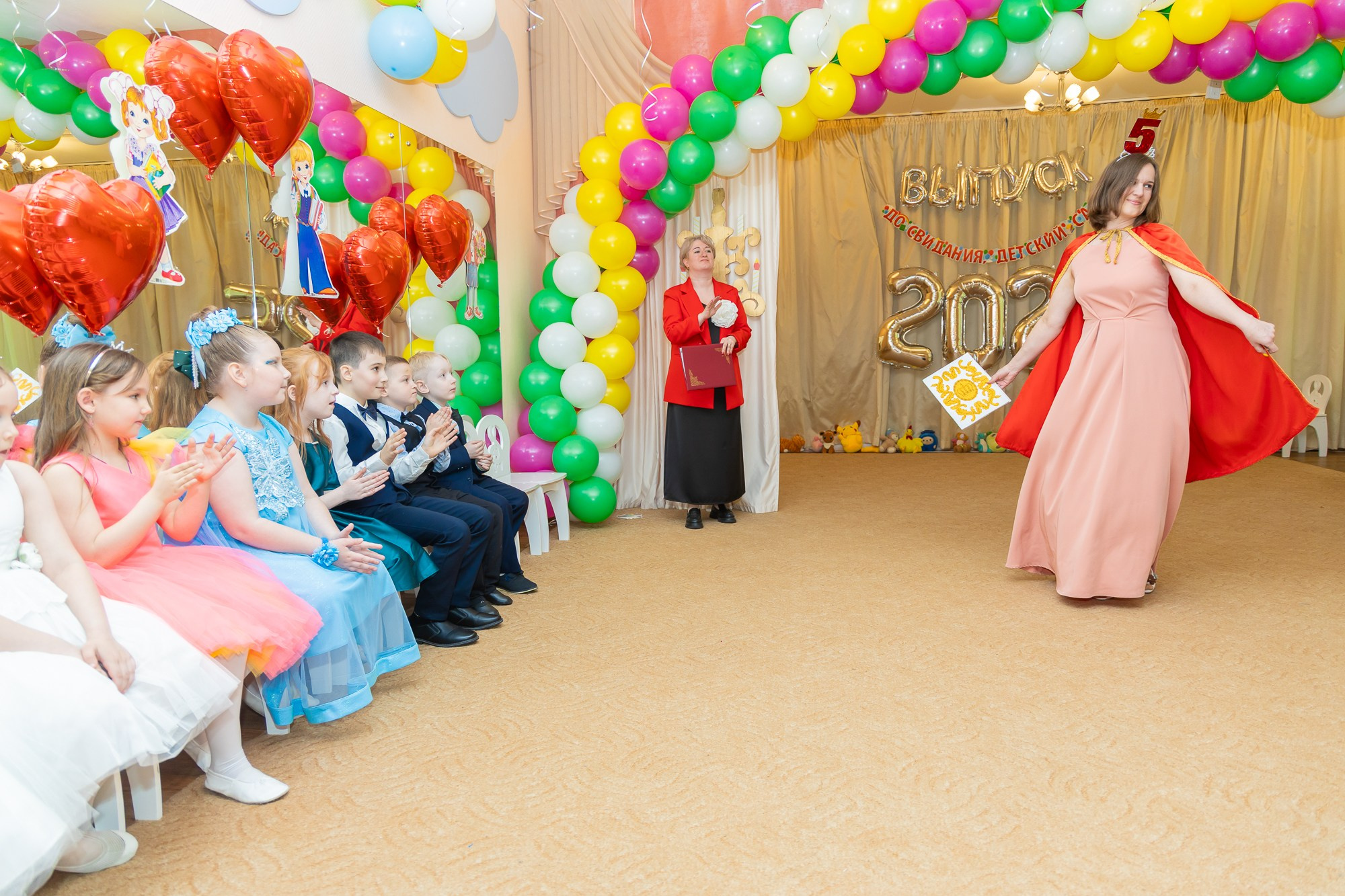 Выпускной в садике. Photomantis