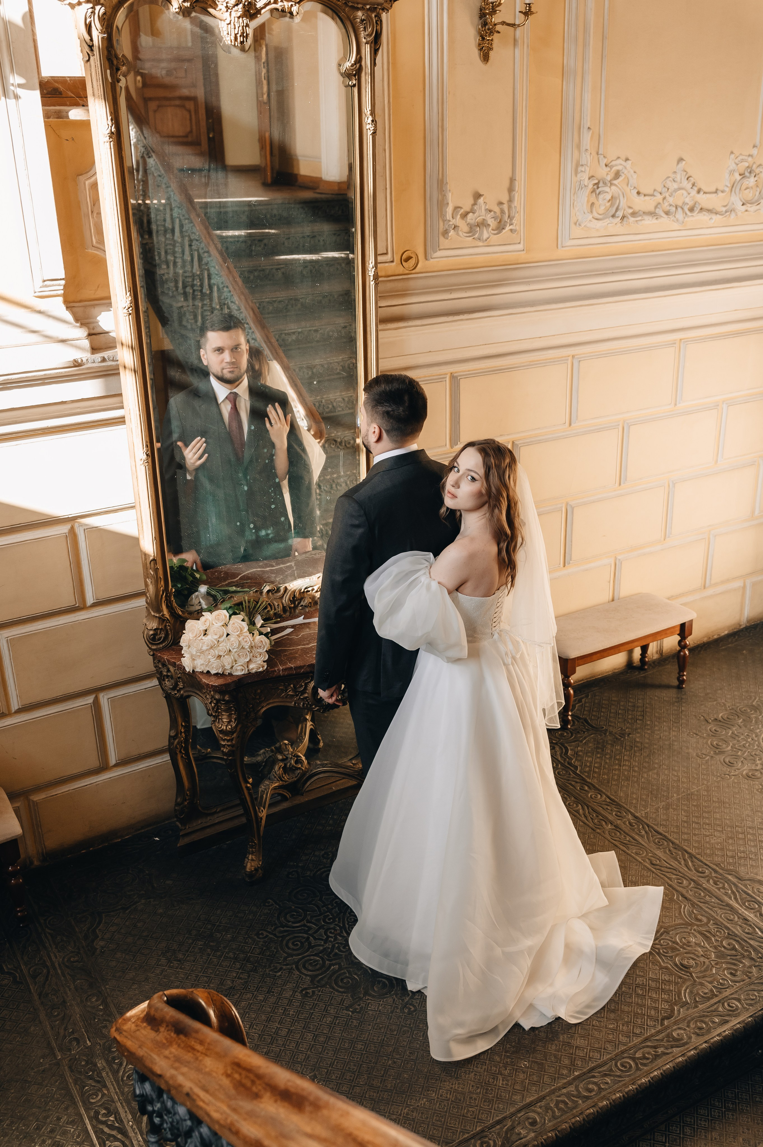 Свадебная фотосессия в библиотеке им. Пушкина. Портретный фотограф Москва Светлана Кашура