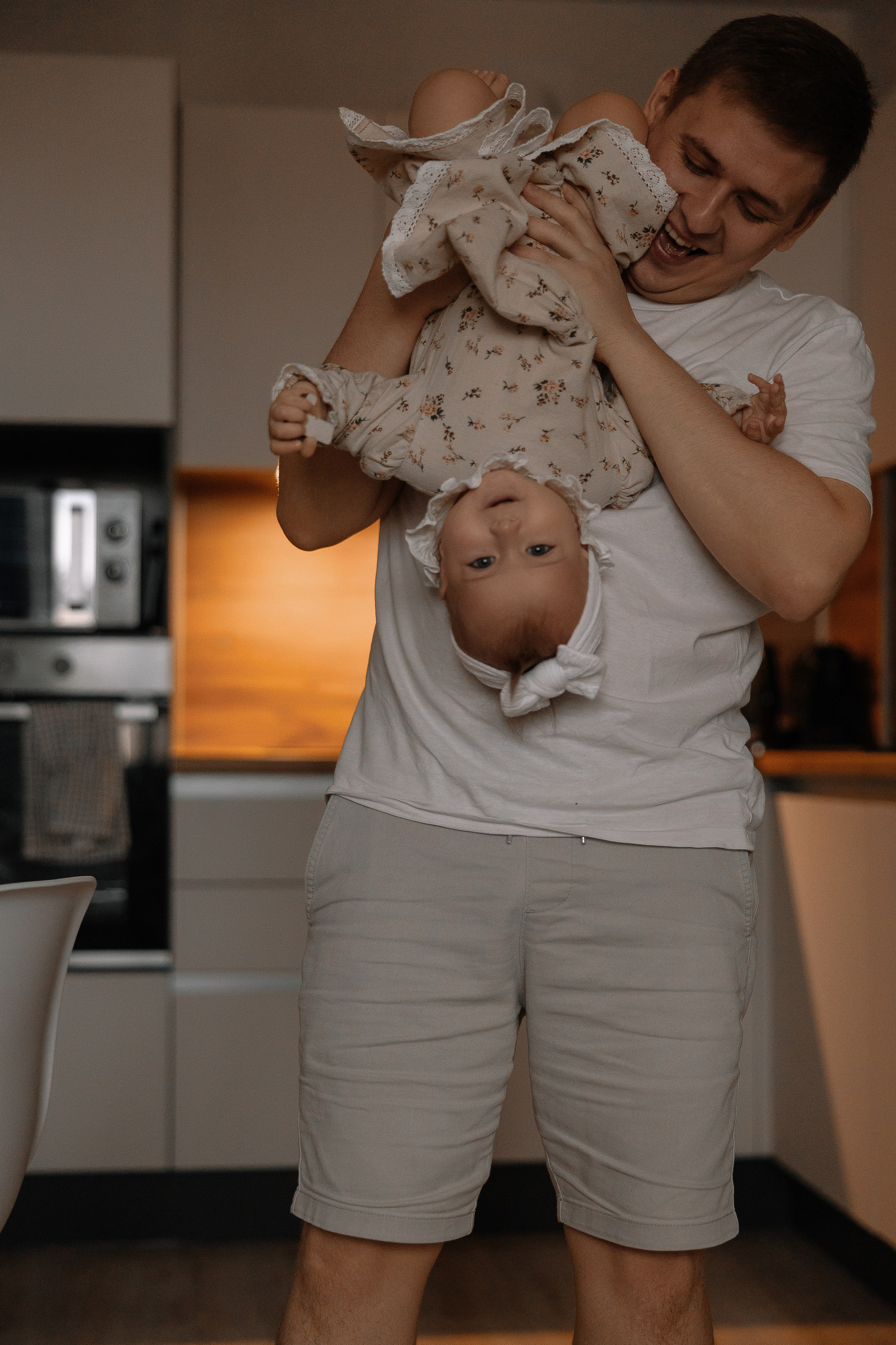 Дома тоже можно. Свадебный и семейный Фотограф Денис Кошель