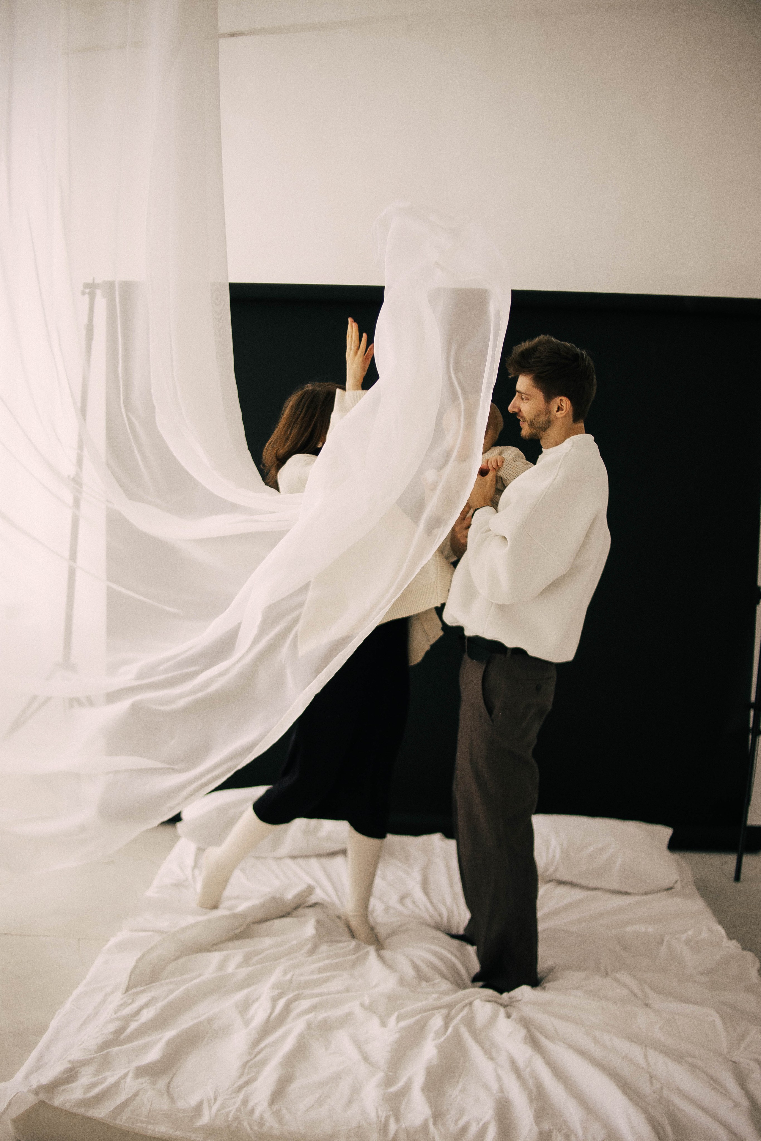 Аня, Сережа и Лешенька. Главная