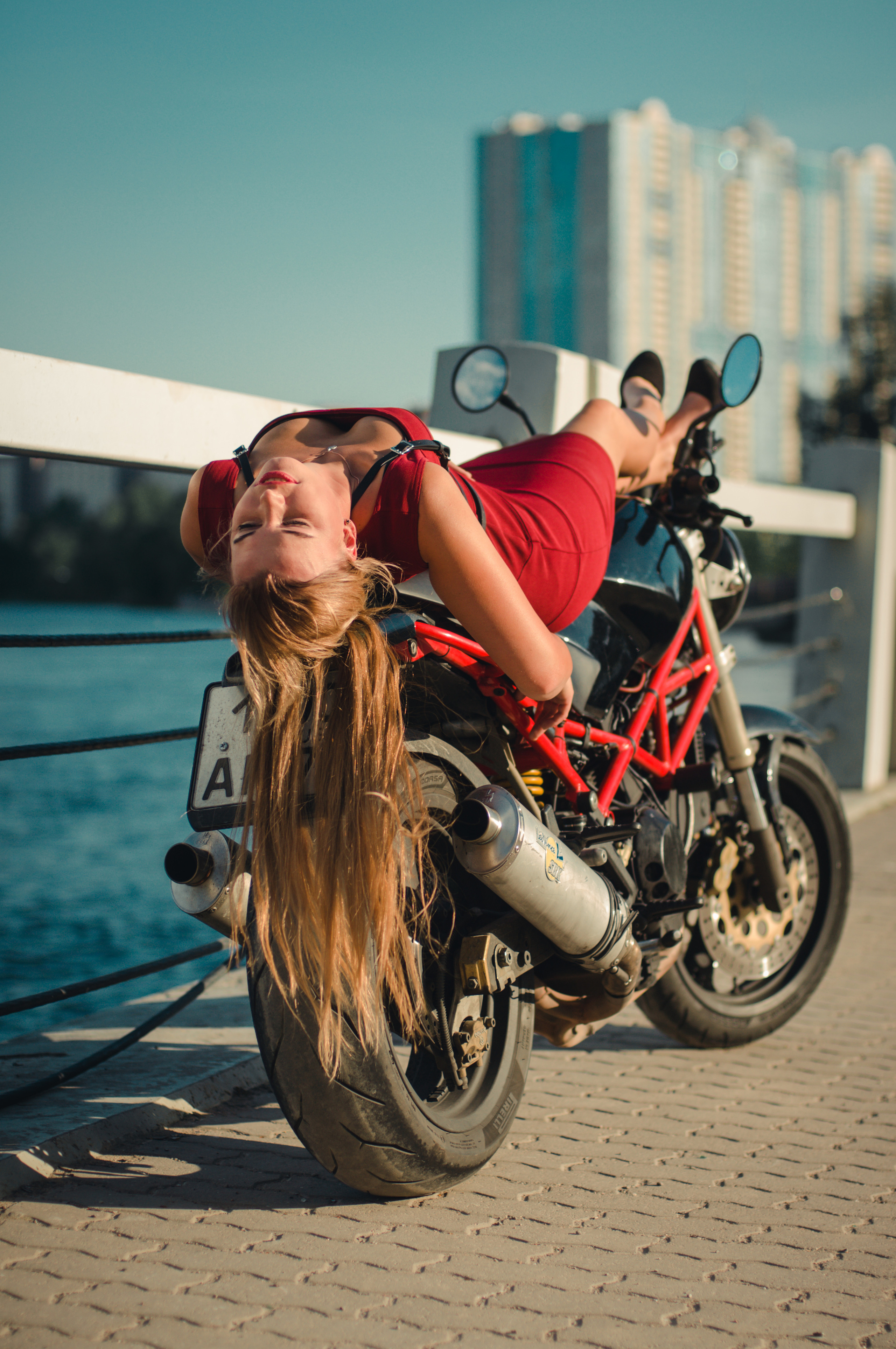 Дарья. Вантовый мост. Фотограф в Санкт-Петербурге и Ленинградской области