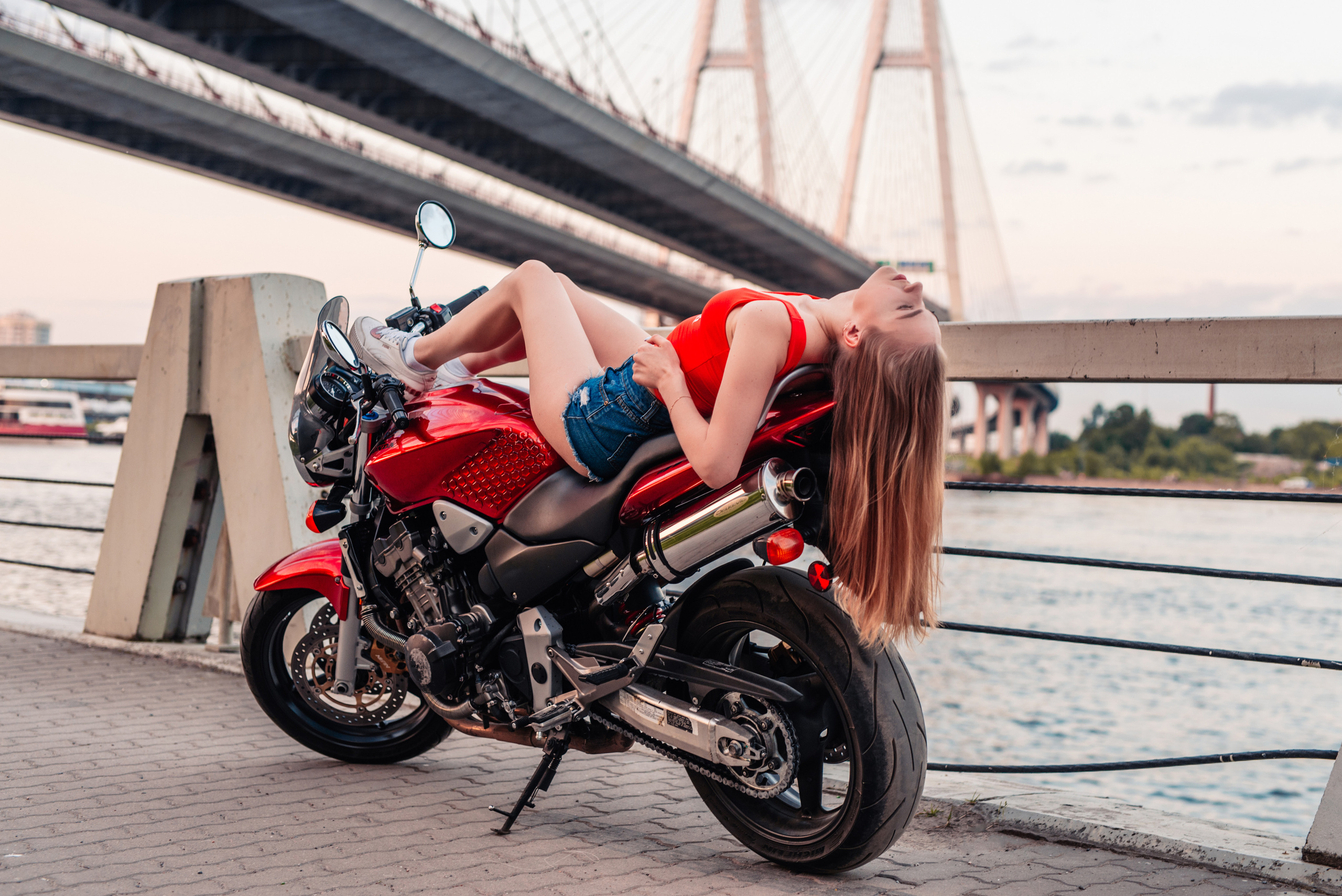 Светлана и HONDA. Фотограф в Санкт-Петербурге и Ленинградской области