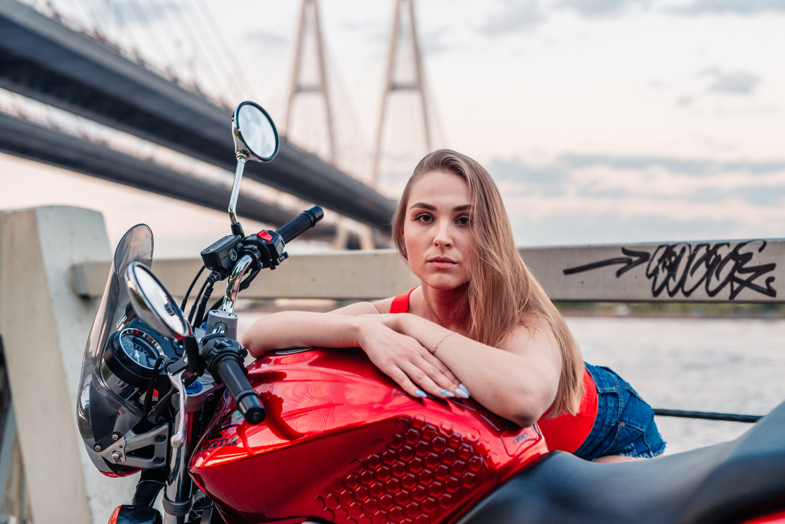 Светлана и HONDA. Фотограф в Санкт-Петербурге и Ленинградской области