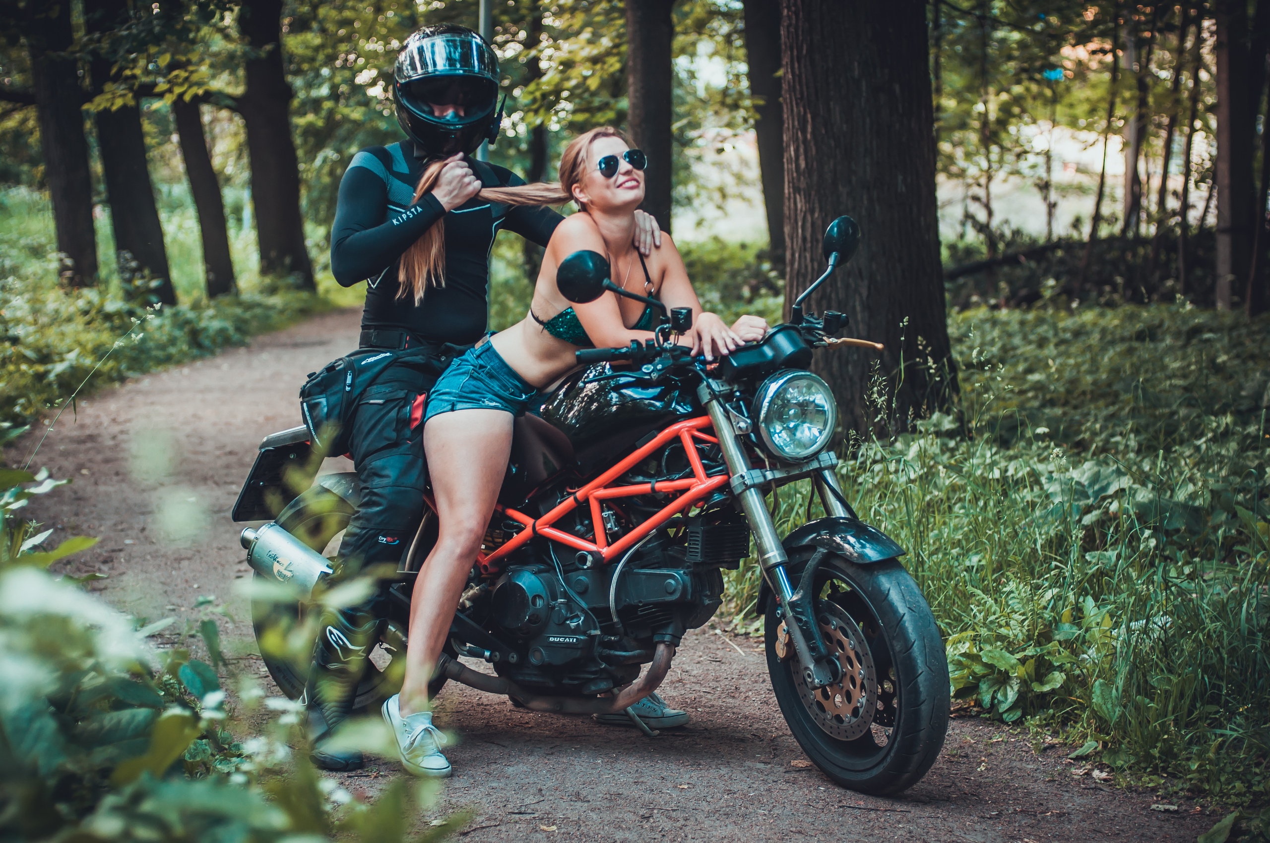 Дарья и мото. Фотограф в Санкт-Петербурге и Ленинградской области