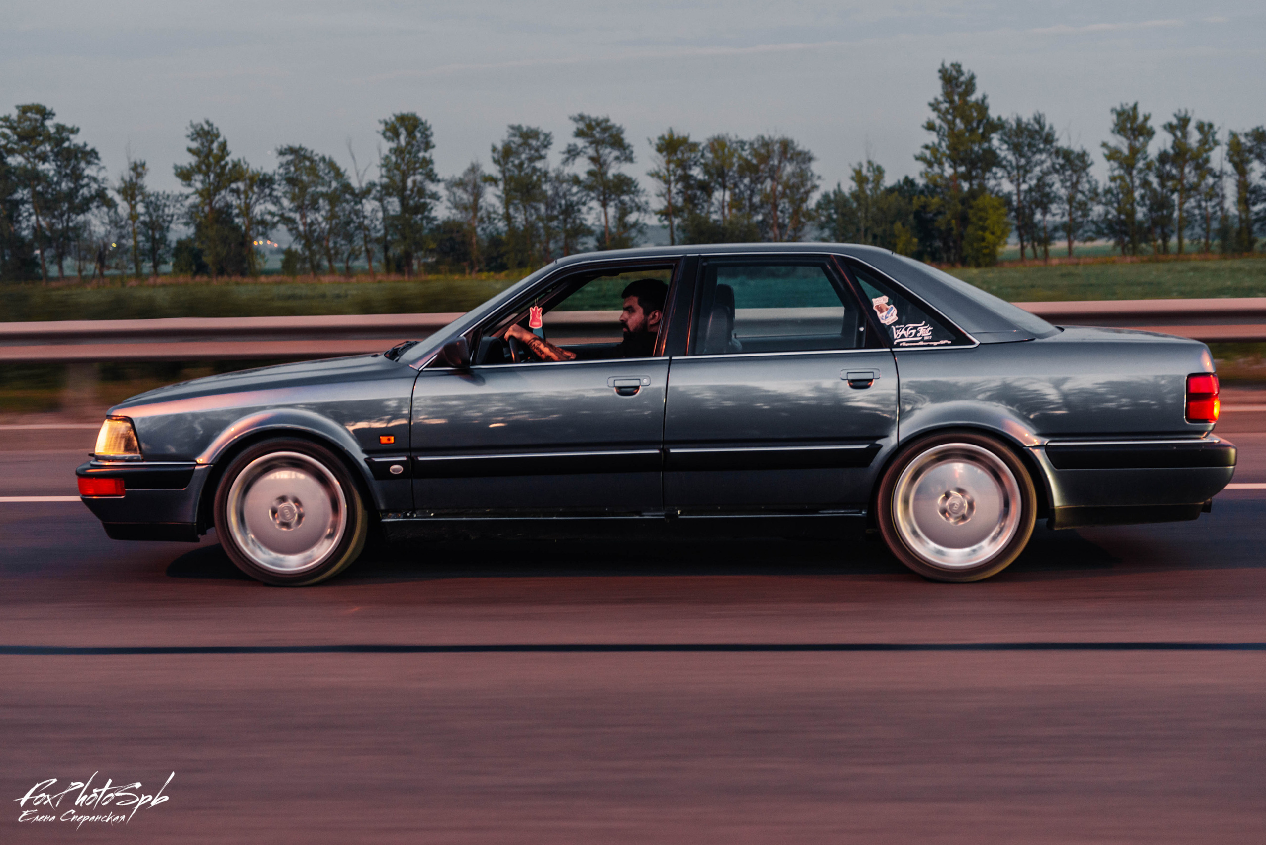 Audi V8. Фотограф в Санкт-Петербурге и Ленинградской области