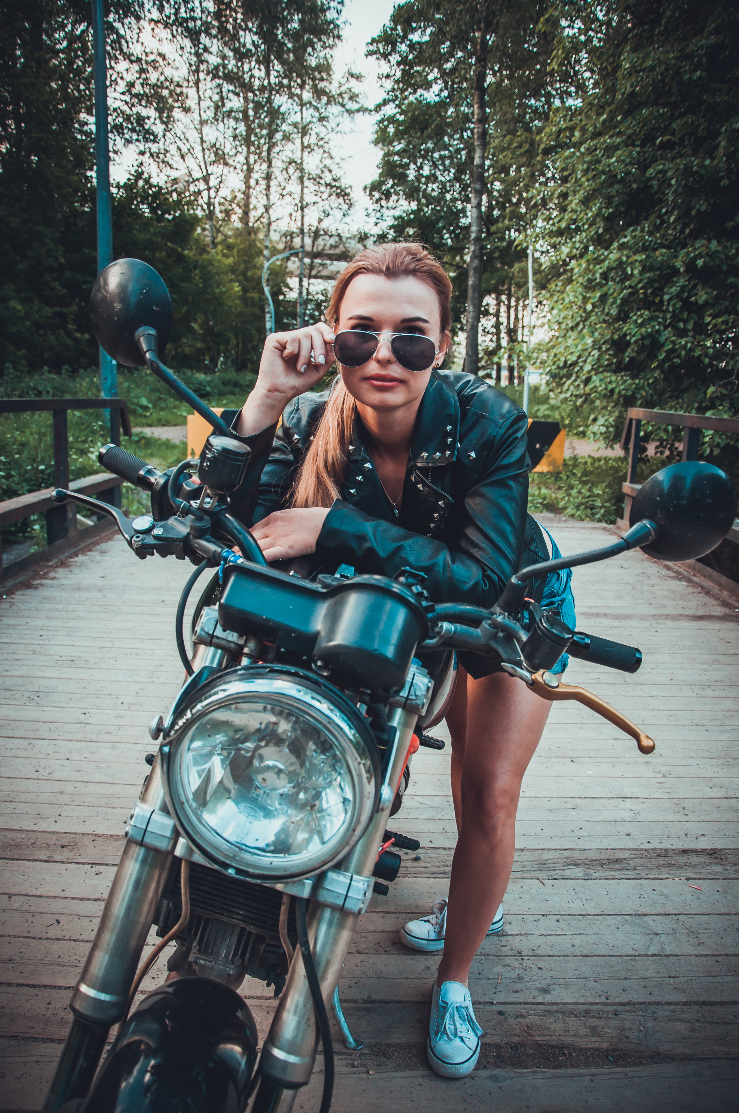 Дарья и мото. Фотограф в Санкт-Петербурге и Ленинградской области