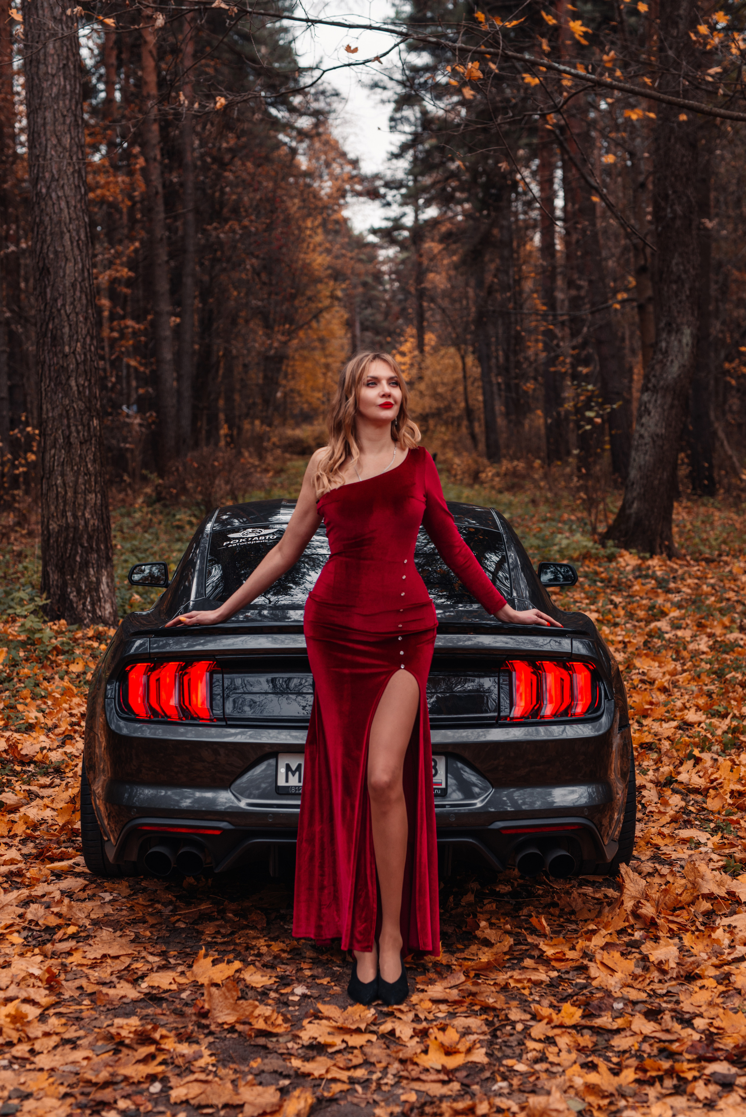 Дарья и Mustang. Фотограф в Санкт-Петербурге и Ленинградской области