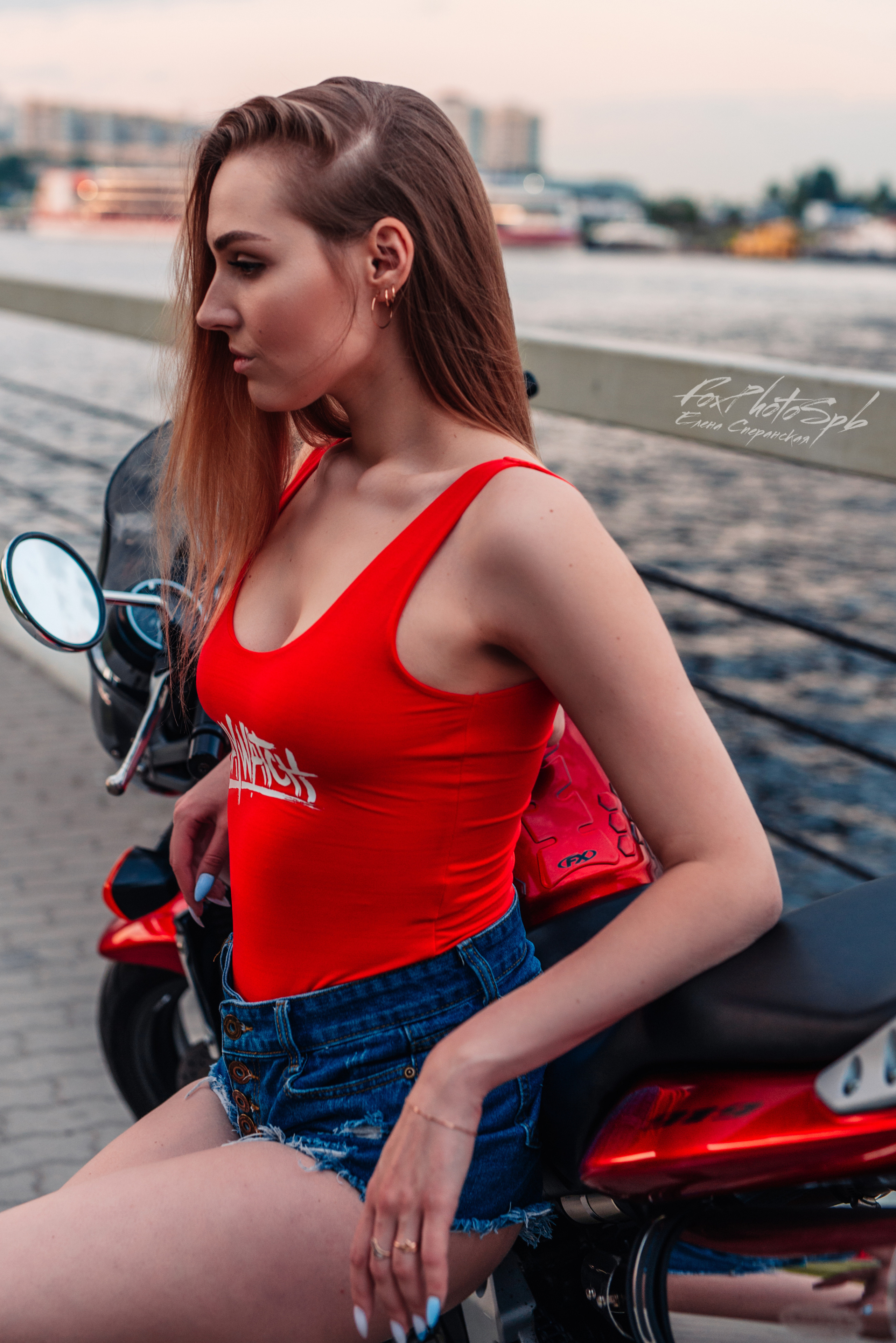 Светлана и HONDA. Фотограф в Санкт-Петербурге и Ленинградской области