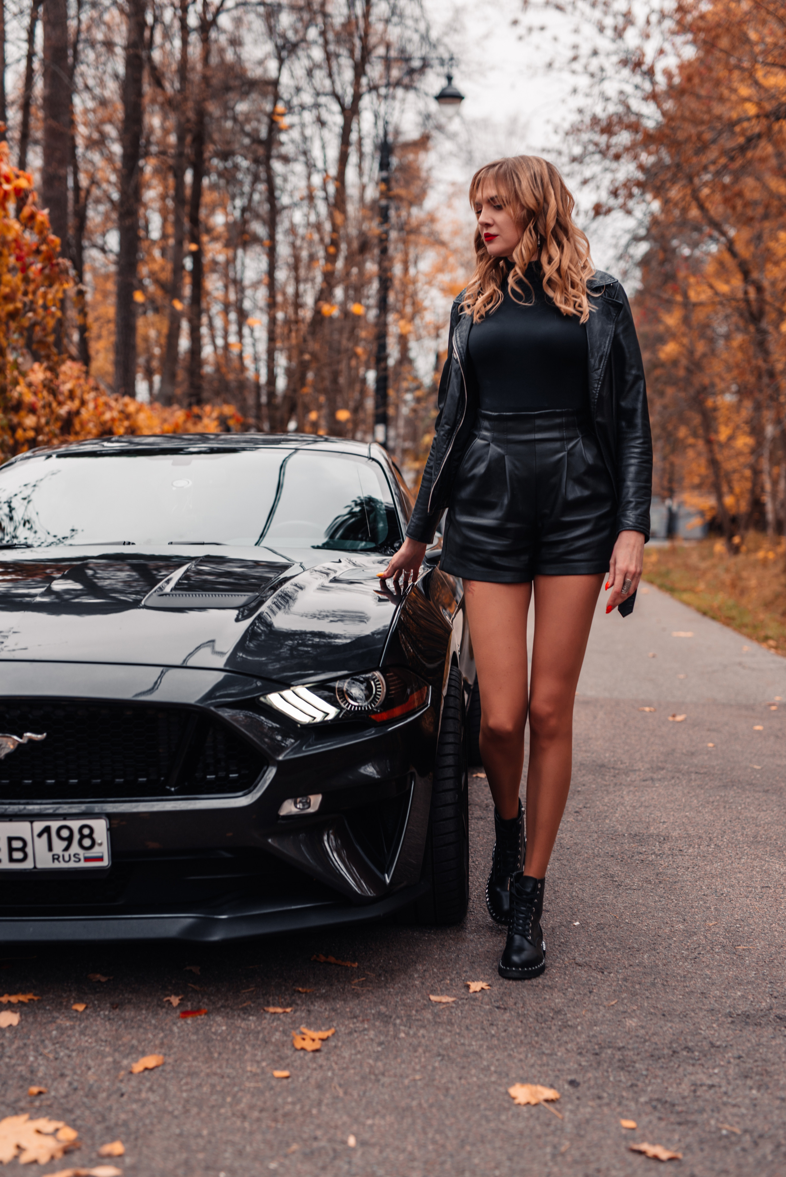 Дарья и Mustang. Фотограф в Санкт-Петербурге и Ленинградской области