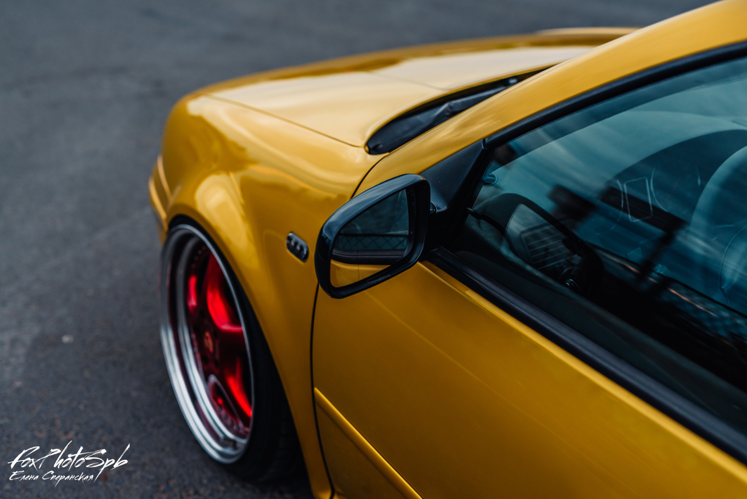 Volkswagen Golf Lemonade. Фотограф в Санкт-Петербурге и Ленинградской области