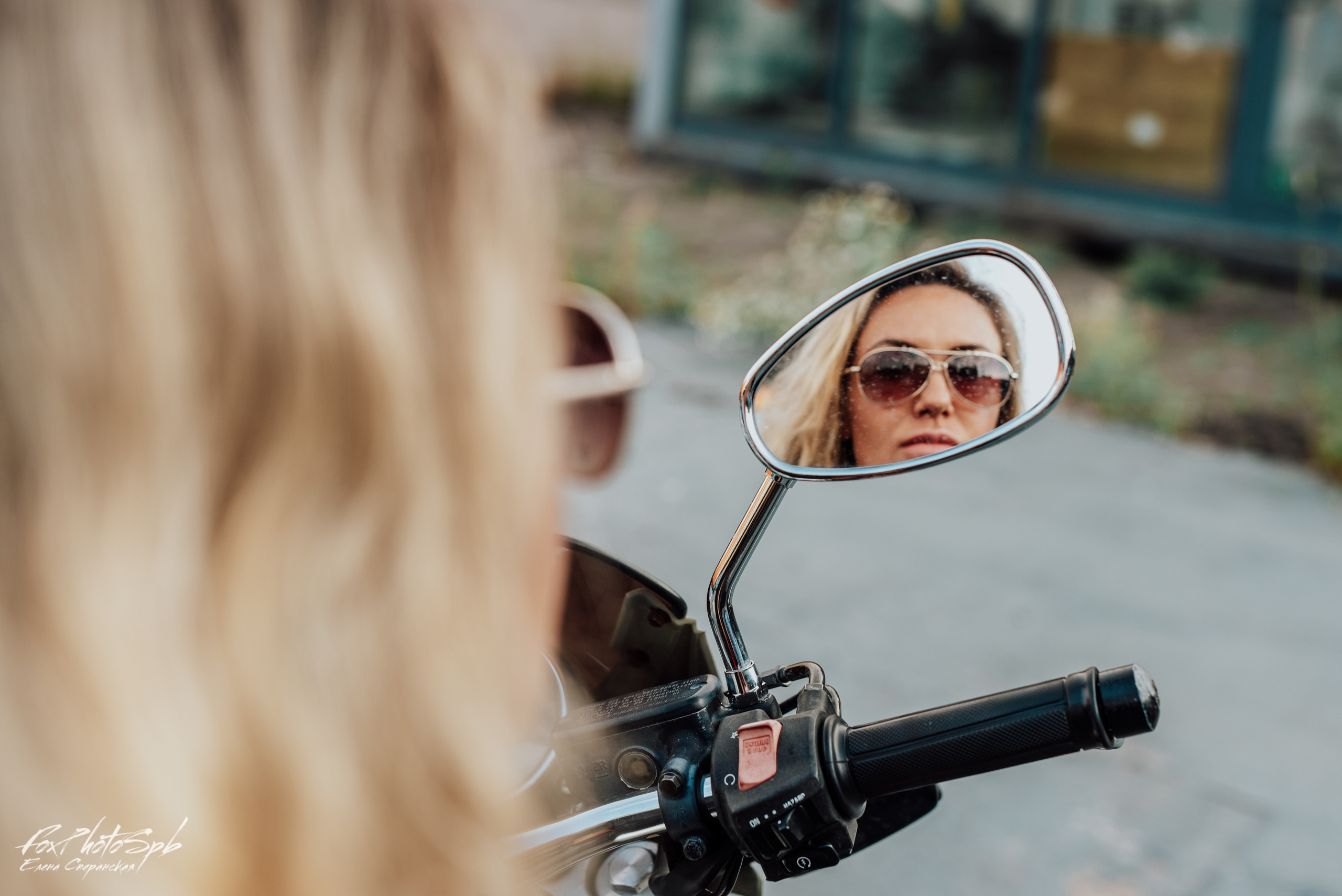 Ольга и HONDA X4. Фотограф в Санкт-Петербурге и Ленинградской области