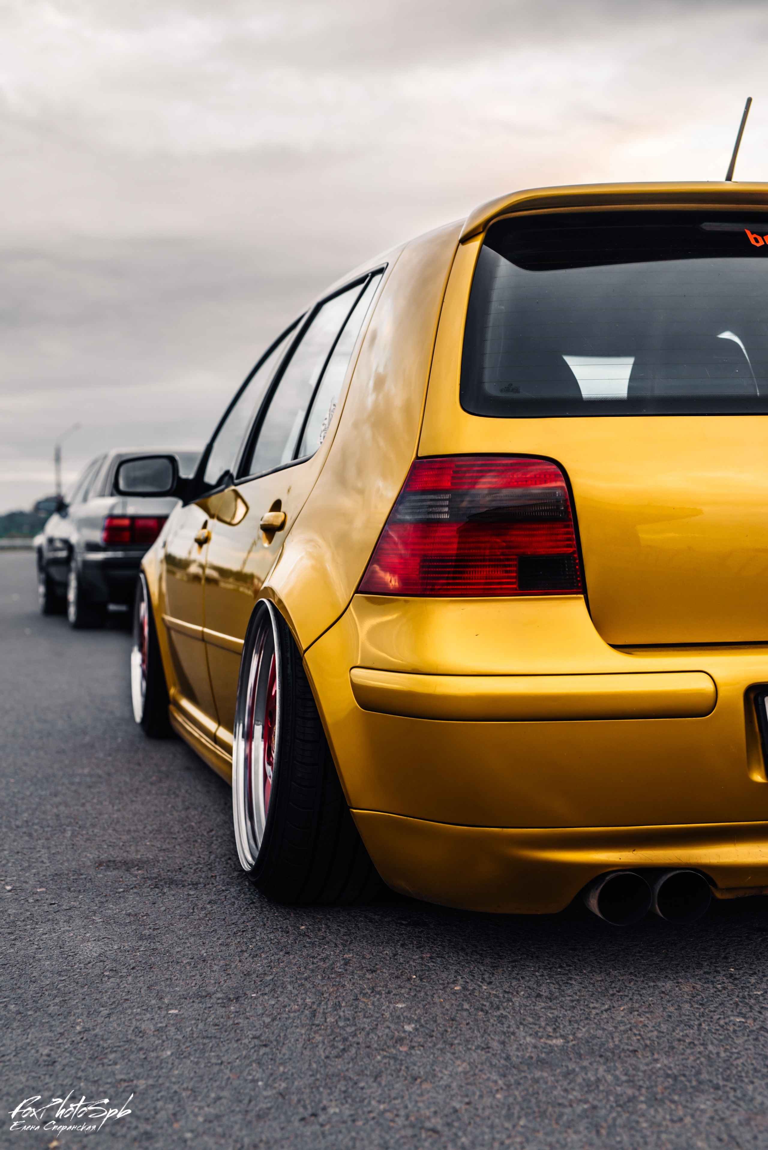 Volkswagen Golf Lemonade. Фотограф в Санкт-Петербурге и Ленинградской области