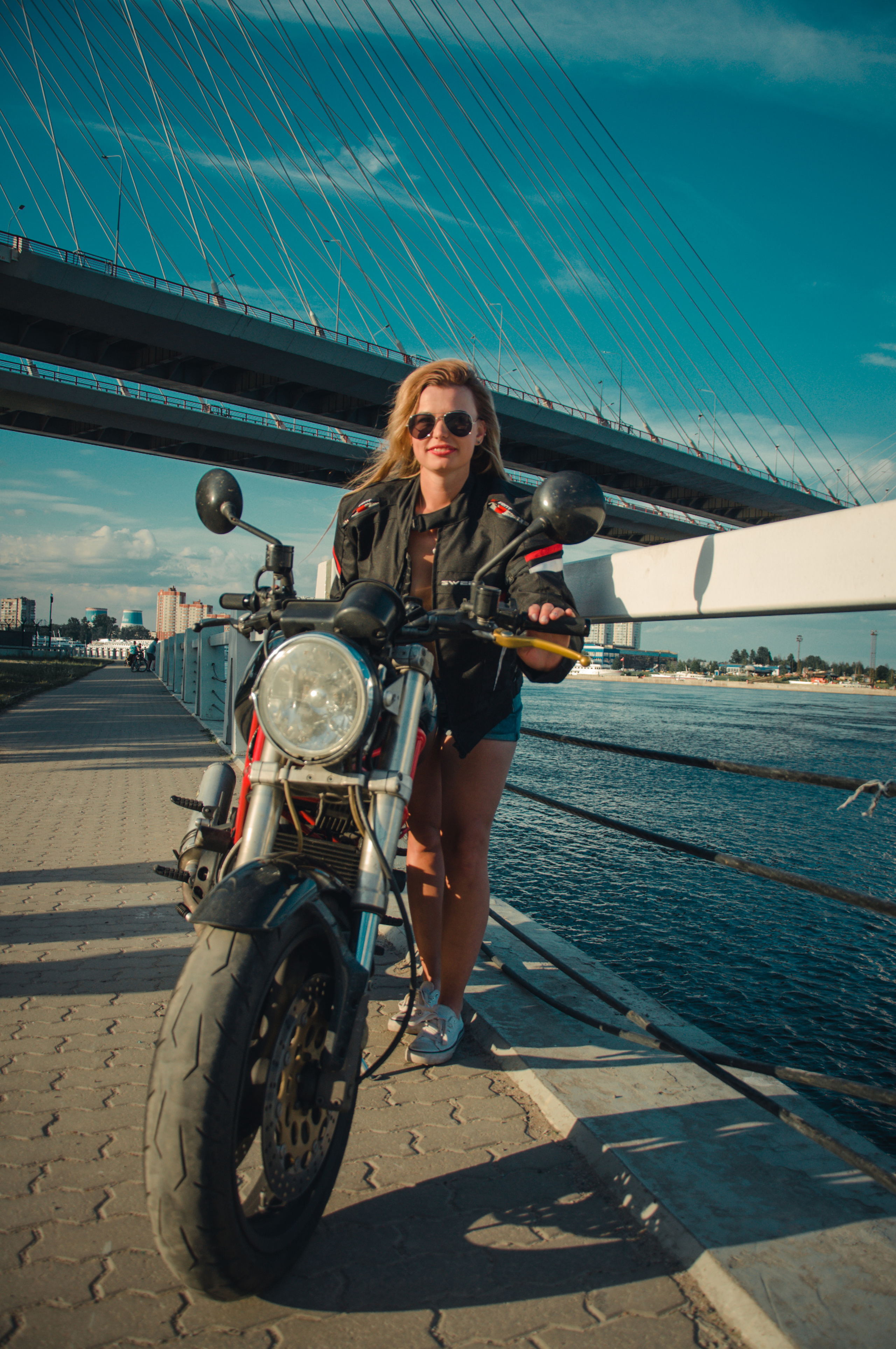 Дарья. Вантовый мост. Фотограф в Санкт-Петербурге и Ленинградской области