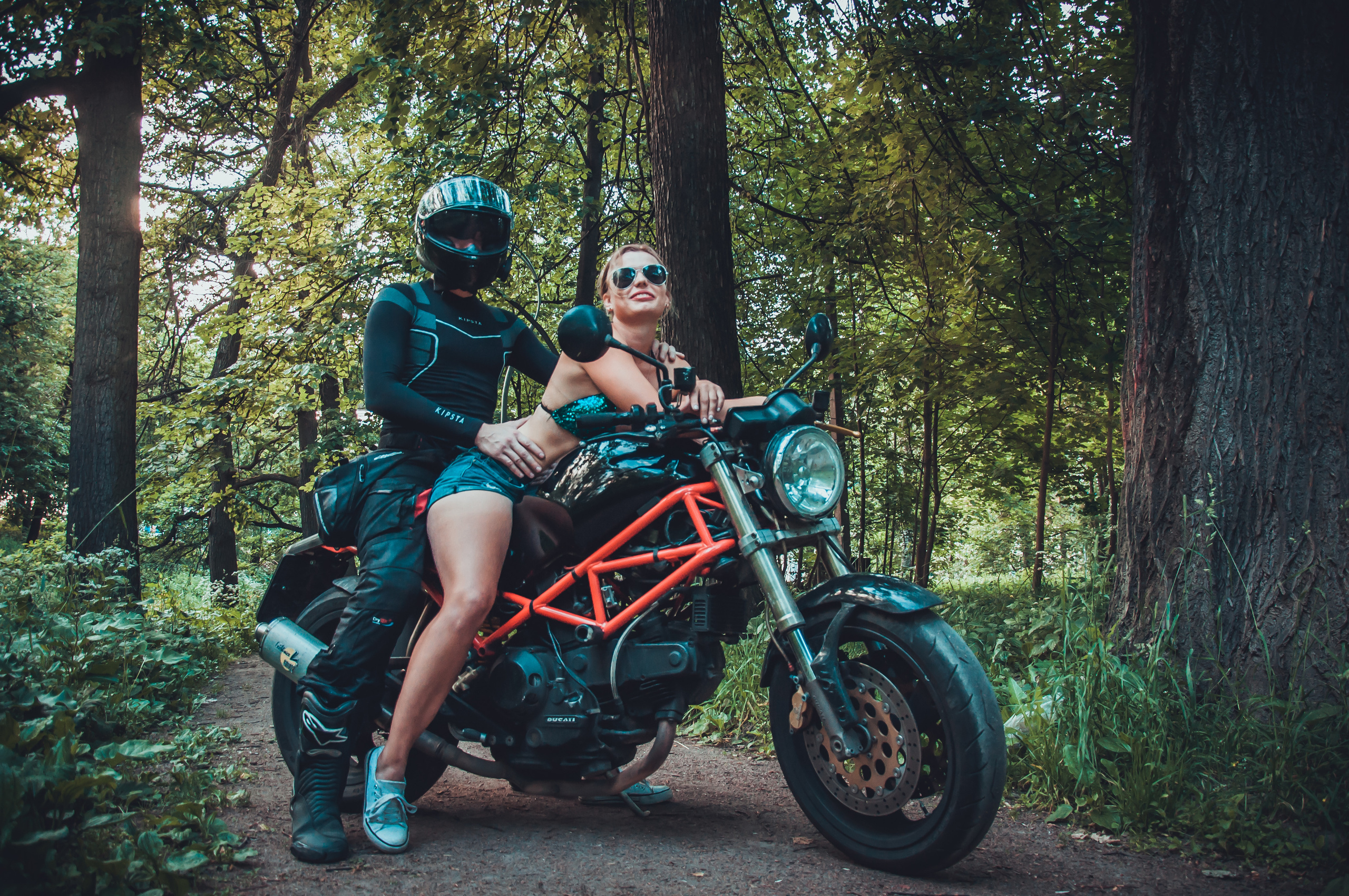 Дарья и мото. Фотограф в Санкт-Петербурге и Ленинградской области