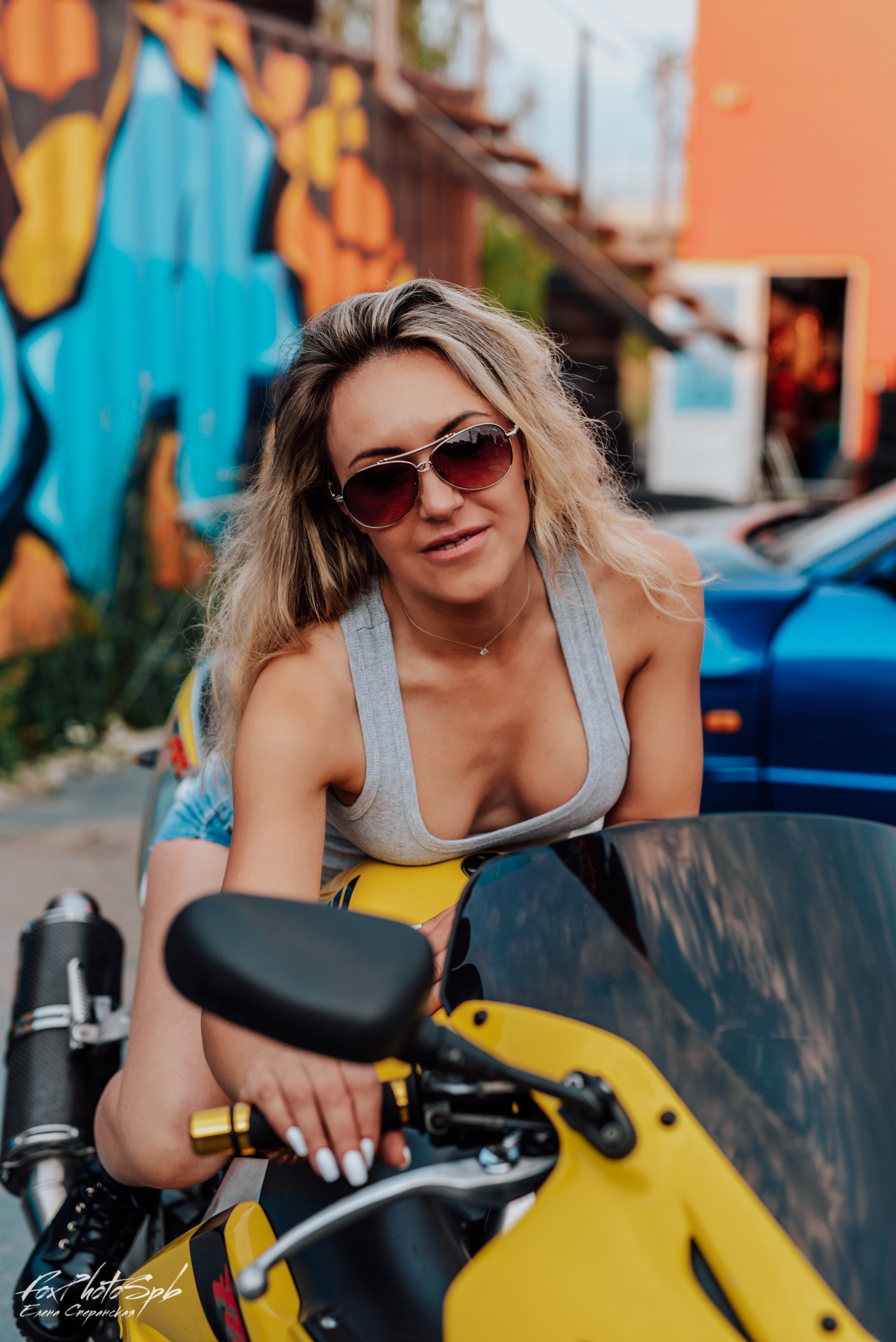 Ольга и HONDA CBR. Фотограф в Санкт-Петербурге и Ленинградской области