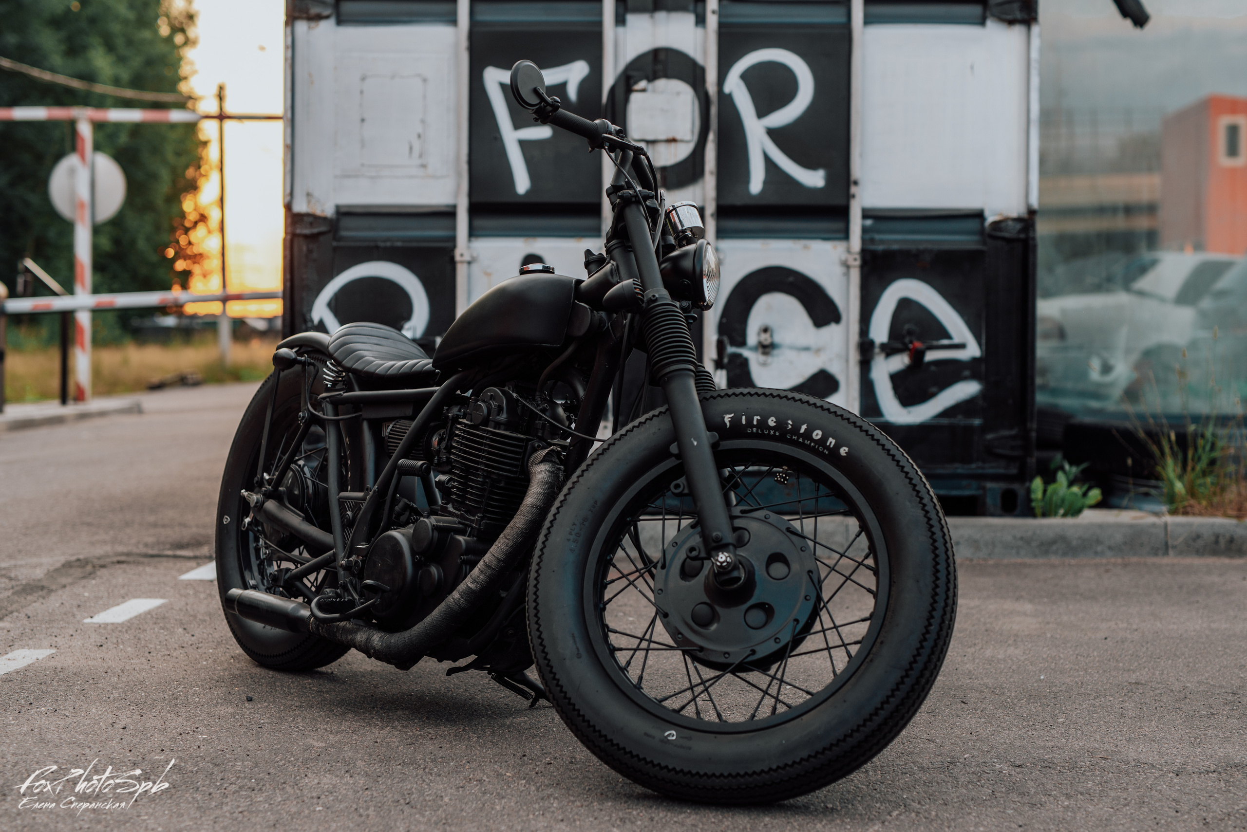 Ольга и Custom Moto. Фотограф в Санкт-Петербурге и Ленинградской области