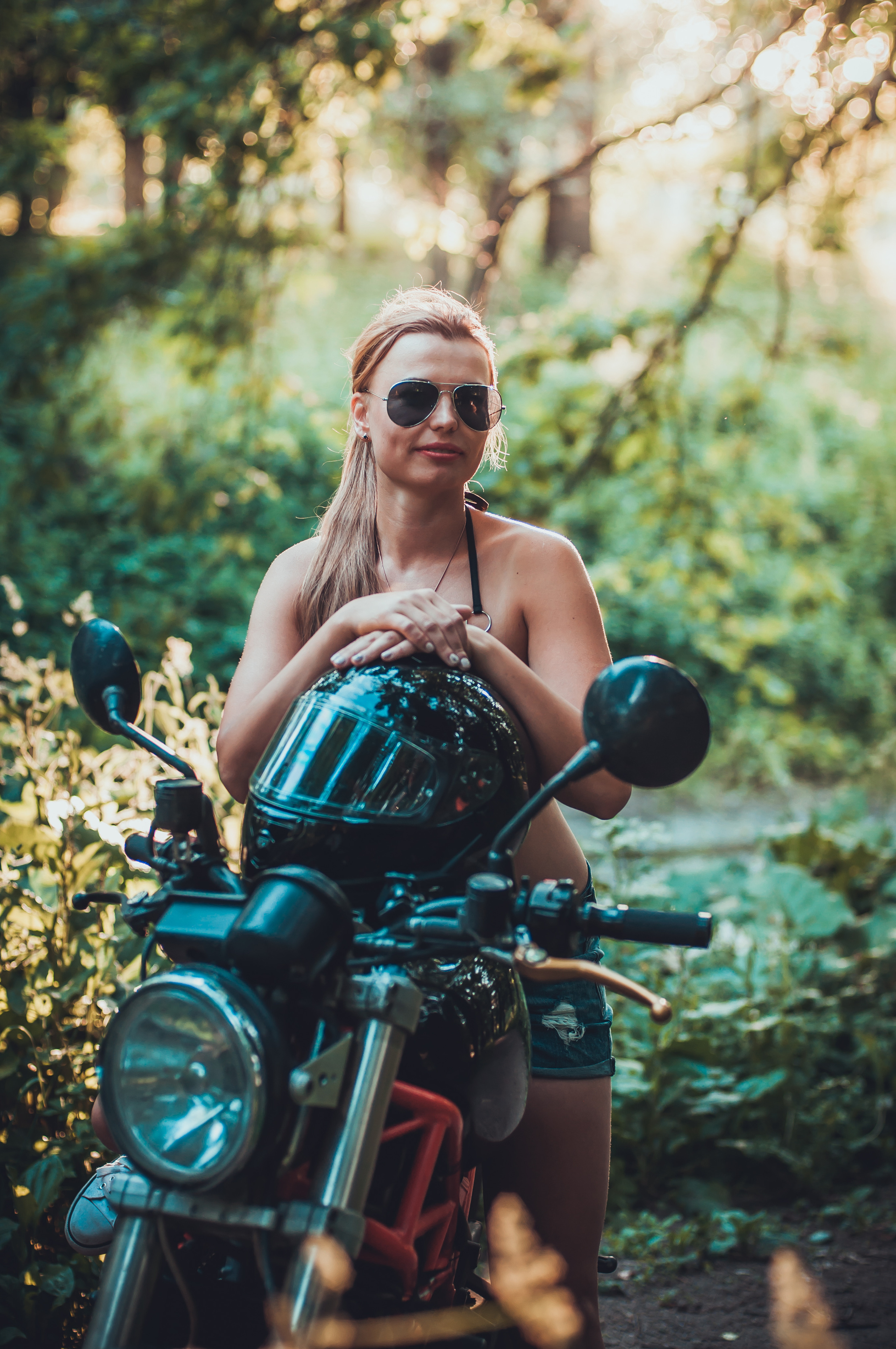 Дарья и мото. Фотограф в Санкт-Петербурге и Ленинградской области