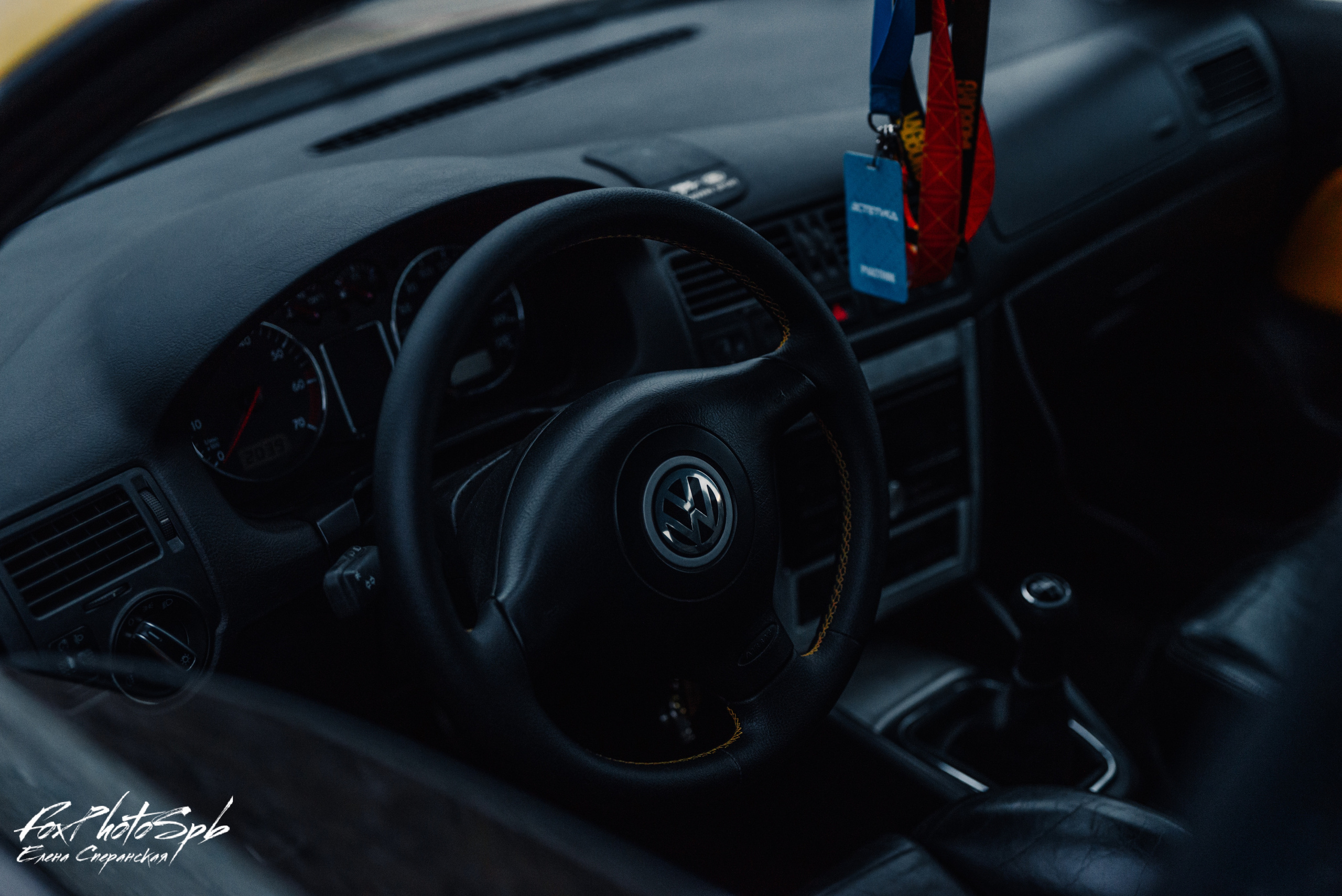 Volkswagen Golf Lemonade. Фотограф в Санкт-Петербурге и Ленинградской области