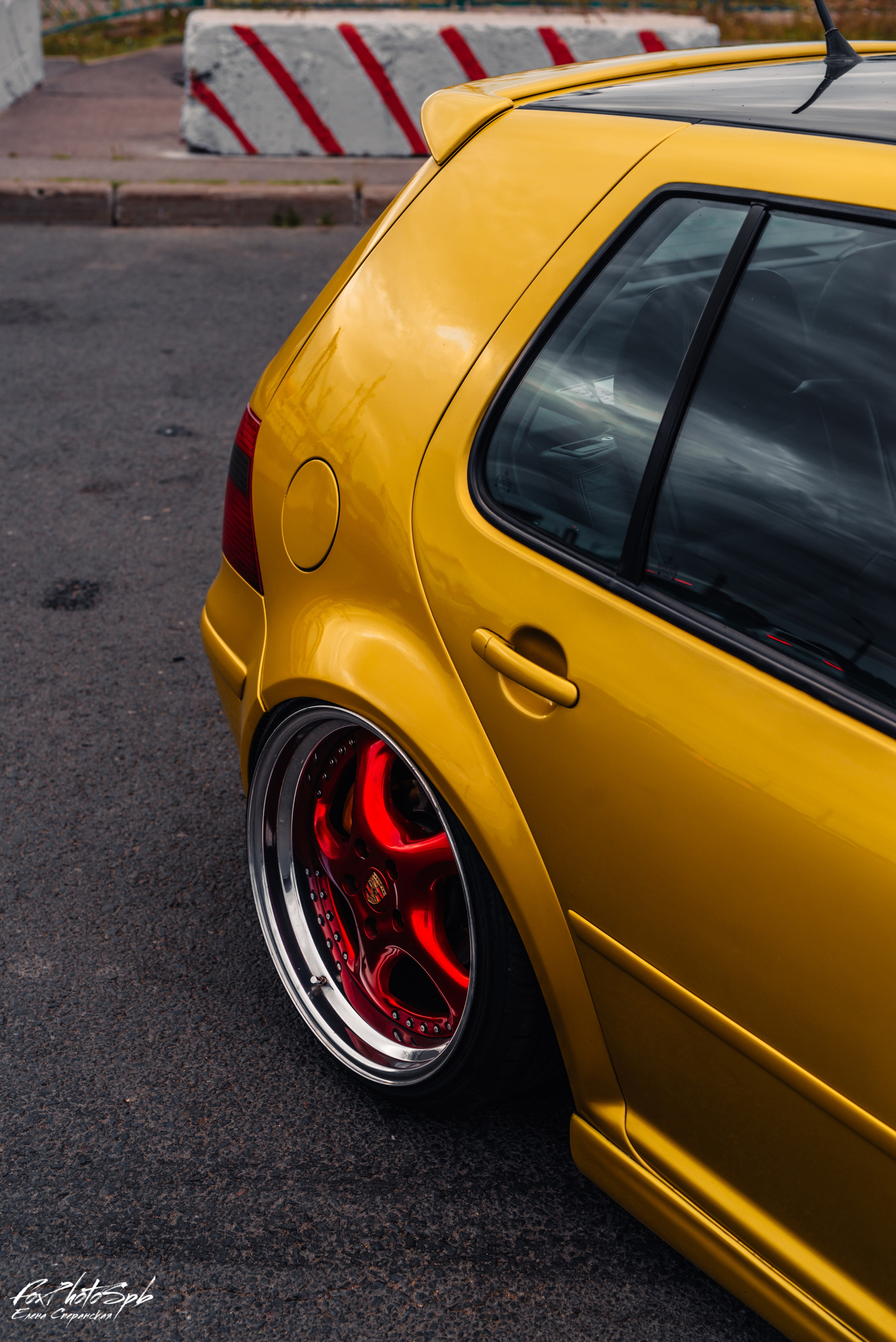 Volkswagen Golf Lemonade. Фотограф в Санкт-Петербурге и Ленинградской области