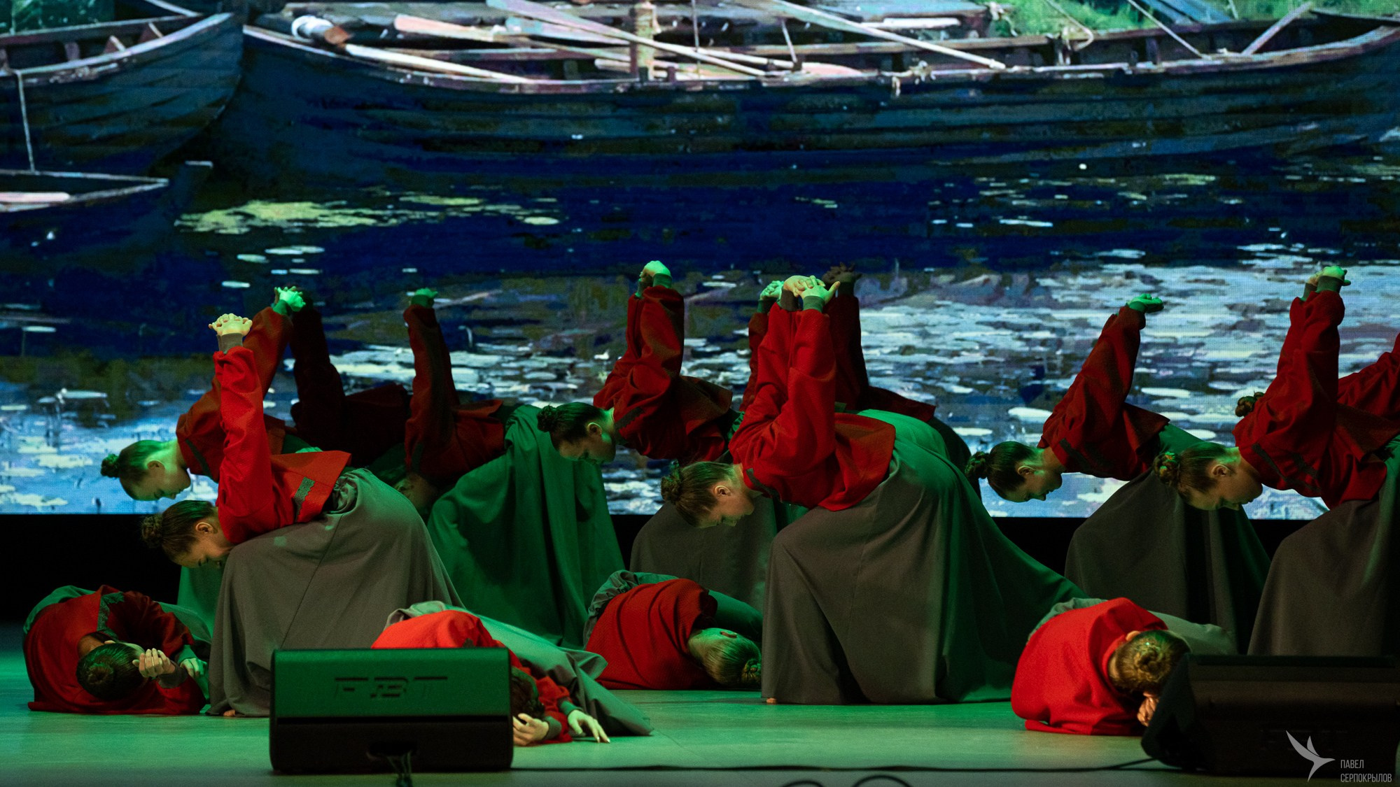 Сольный концерт хореографического ансамбля Аллегро «Сквозь тернии к звездам». Репортажный фотограф в Казани Павел Серпокрылов