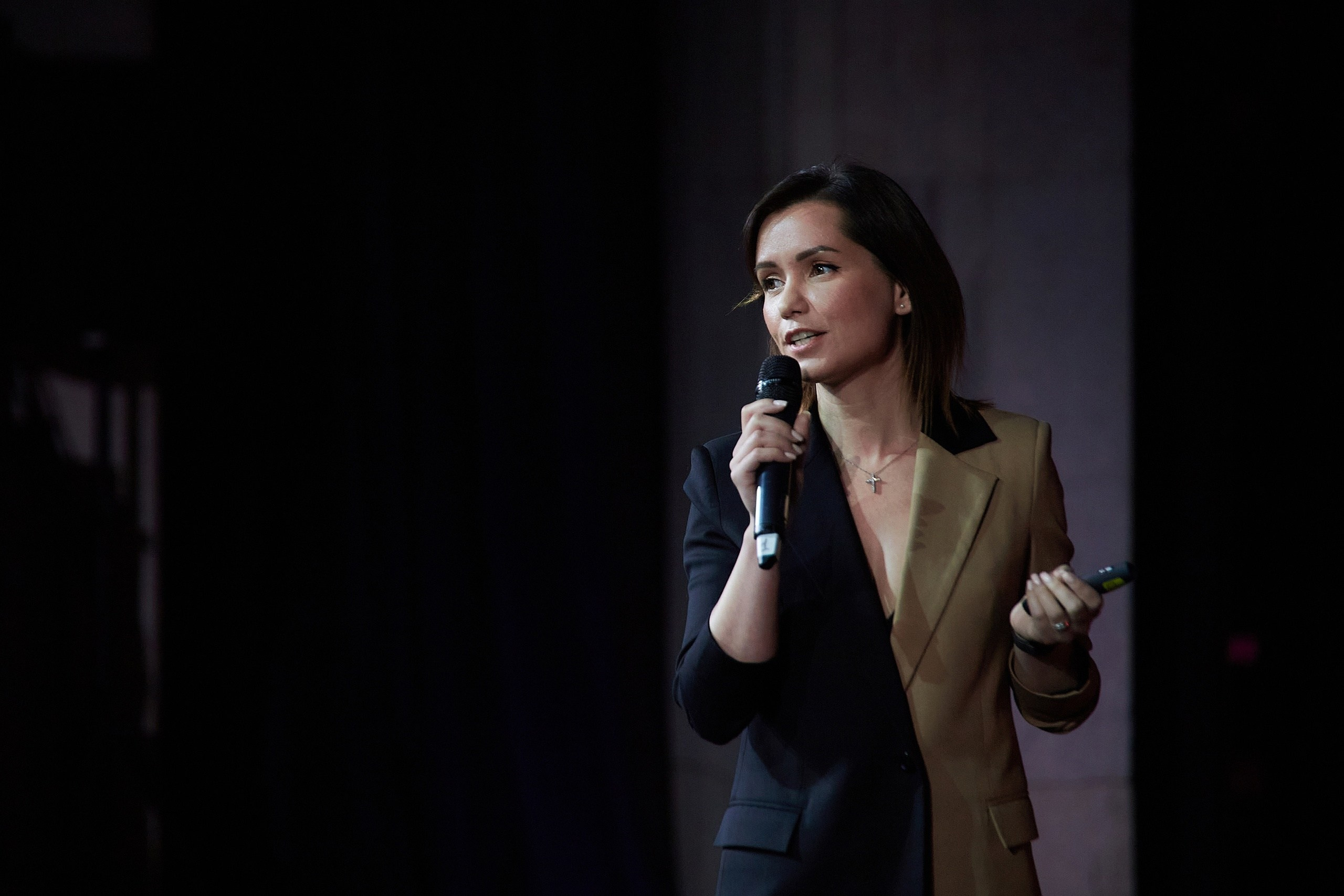 Дизайн-конференция. Антон Артюшин, портретный фотограф. Москва